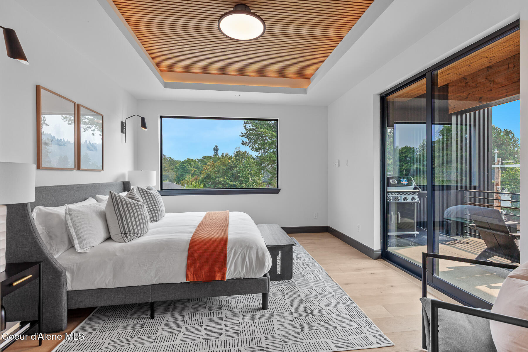 Coeur d'Alene, Idaho, 83814, United States, 3 Bedrooms Bedrooms, ,4 BathroomsBathrooms,Residential,For Sale,1977257