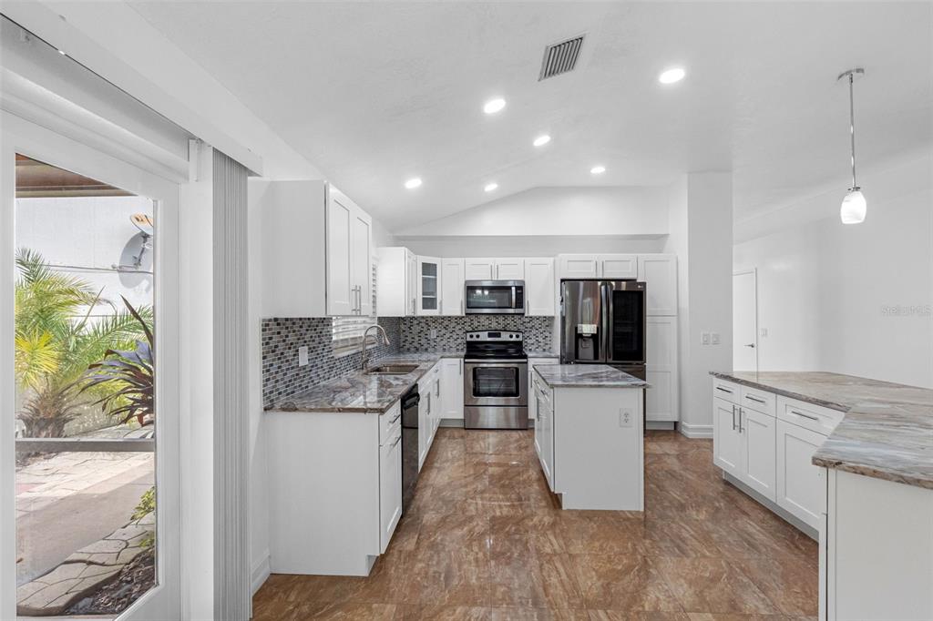 Tampa, Florida, 33615, United States, 3 Bedrooms Bedrooms, ,2 BathroomsBathrooms,Residential,For Sale,1944796