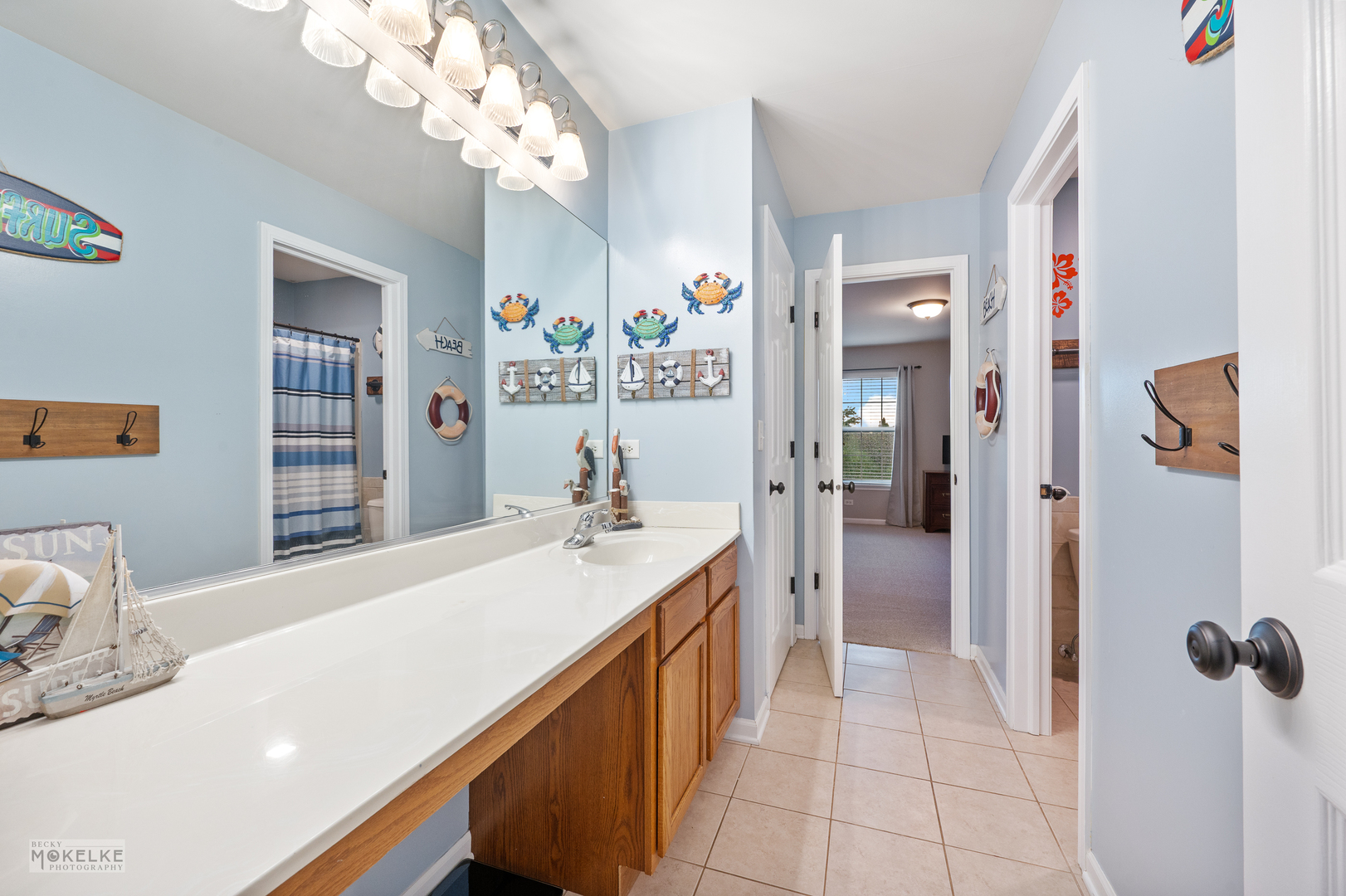 Oswego, Illinois, 60543, United States, 5 Bedrooms Bedrooms, ,3 BathroomsBathrooms,Residential,For Sale,1955340