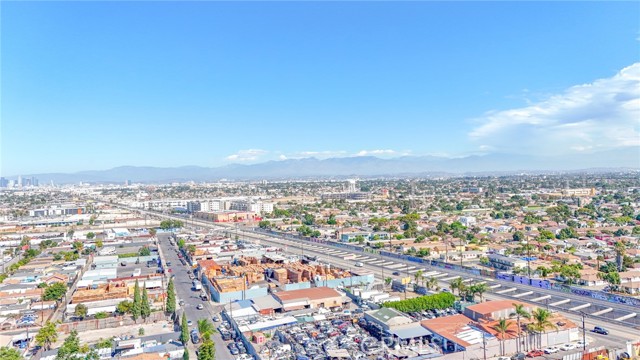 Los Angeles, California, 90002, United States, 5 Bedrooms Bedrooms, ,Residential,For Sale,2008147