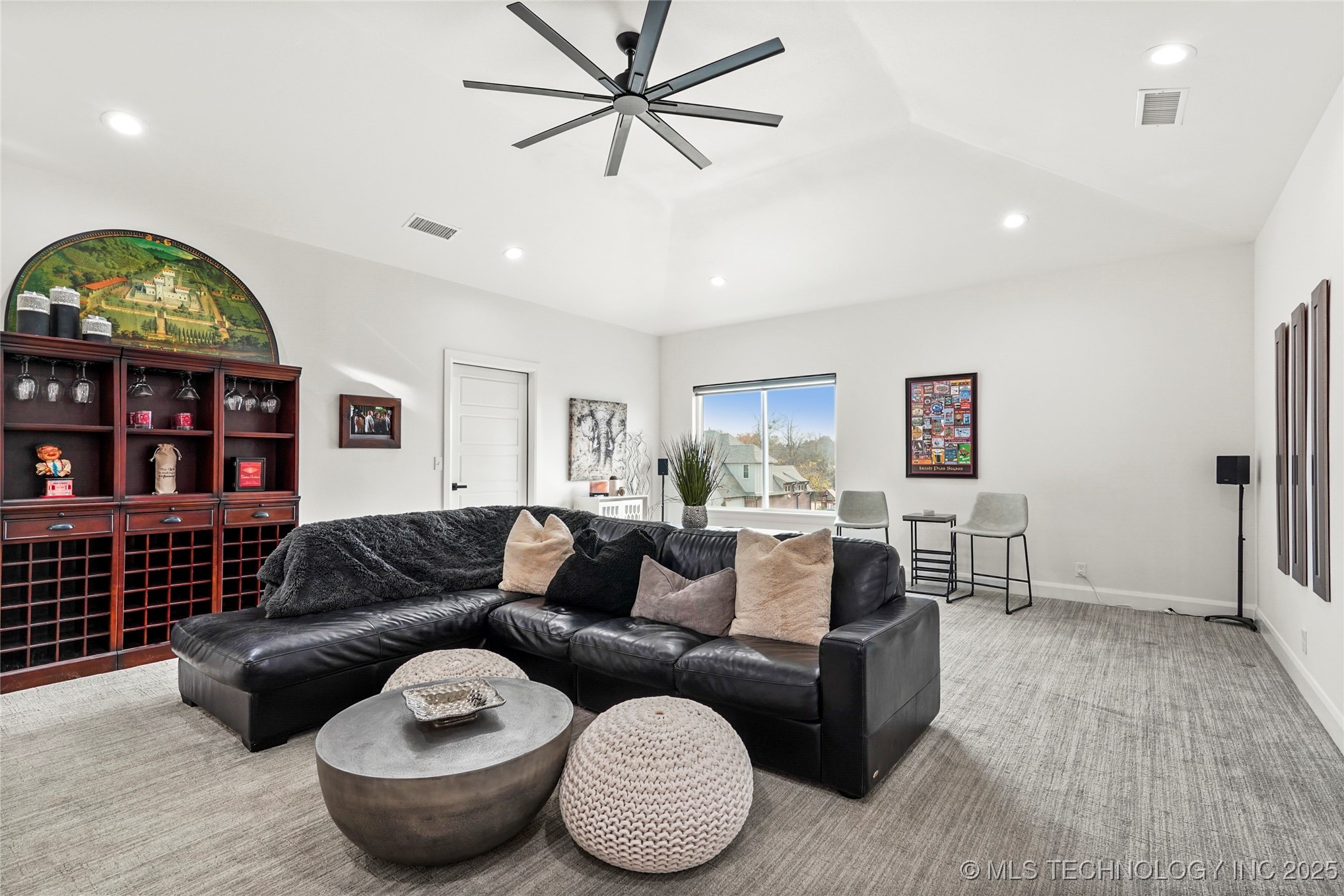 Broken Arrow, Oklahoma, 74014, United States, 3 Bedrooms Bedrooms, ,4 BathroomsBathrooms,Residential,For Sale,1997377