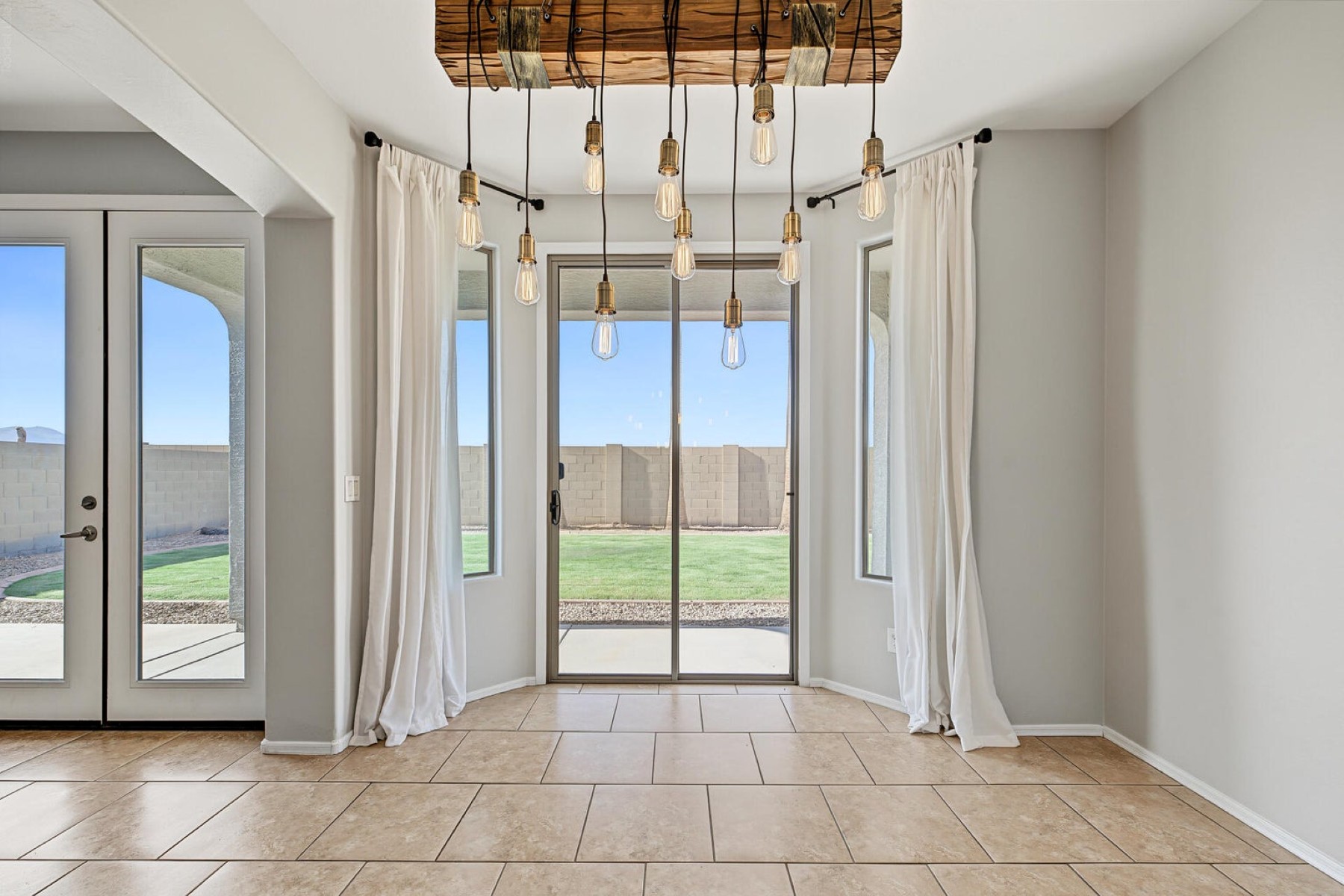  15250 W Pierson Street¦Goodyear, AZ - 物件實景