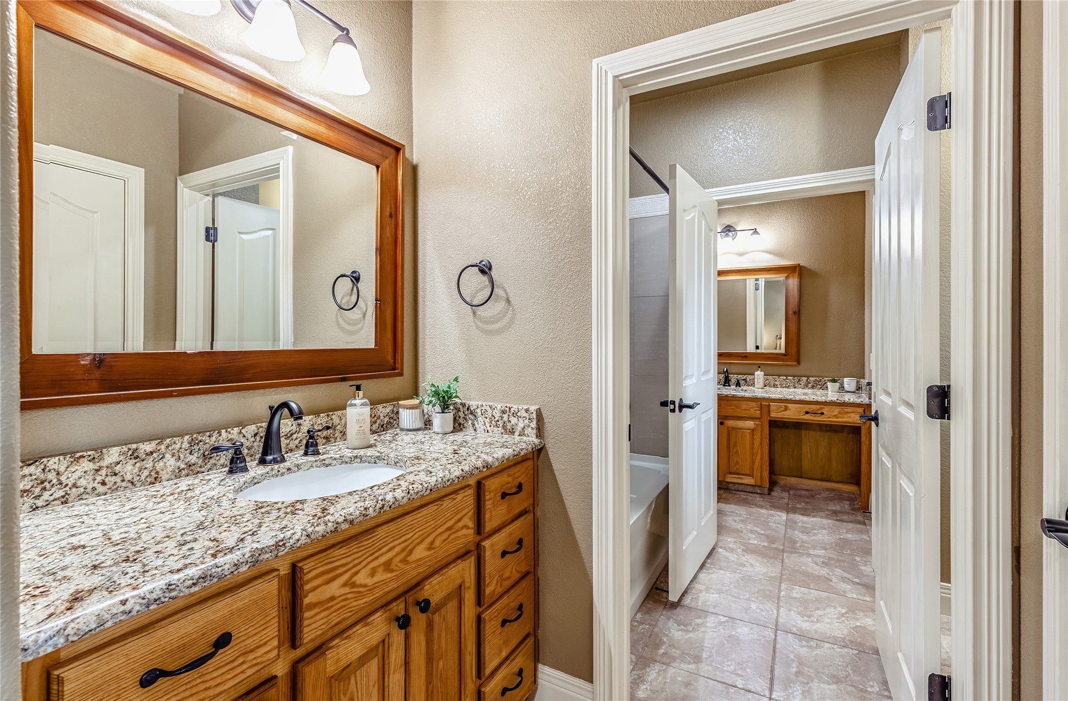 Lakeside, Texas, 76135, United States, 3 Bedrooms Bedrooms, ,3 BathroomsBathrooms,Residential,For Sale,2047956