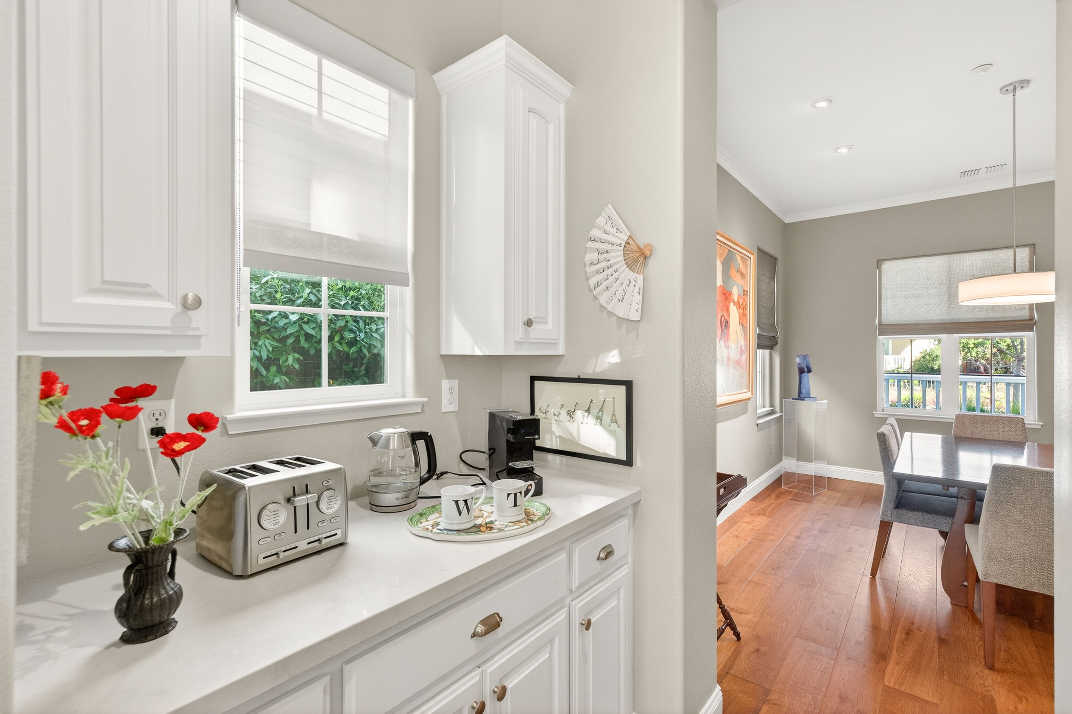  Eastside Living at Its Finest - 物件實景