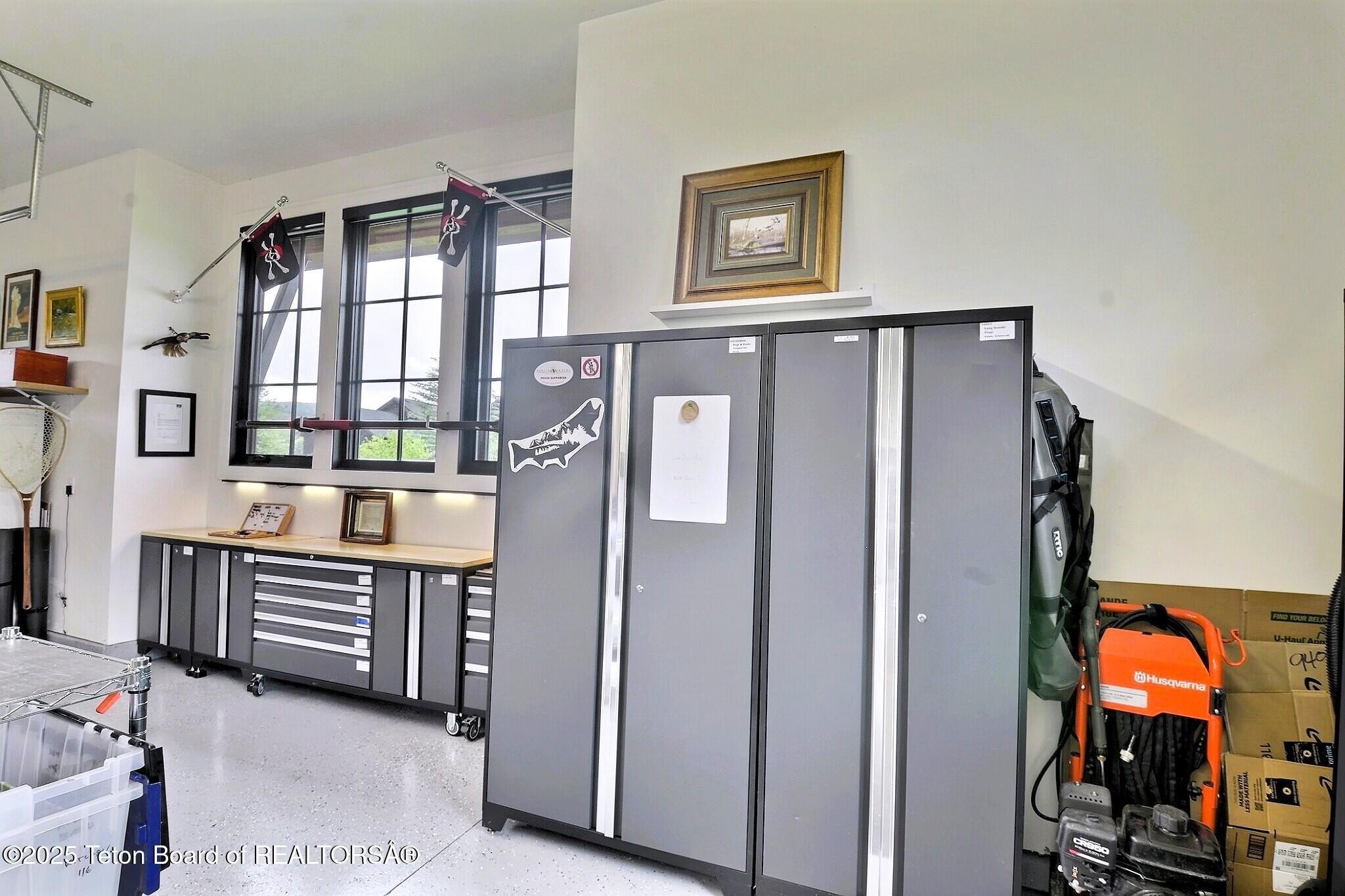 Victor, Idaho, 83455, United States, 4 Bedrooms Bedrooms, ,5 BathroomsBathrooms,Residential,For Sale,1977330