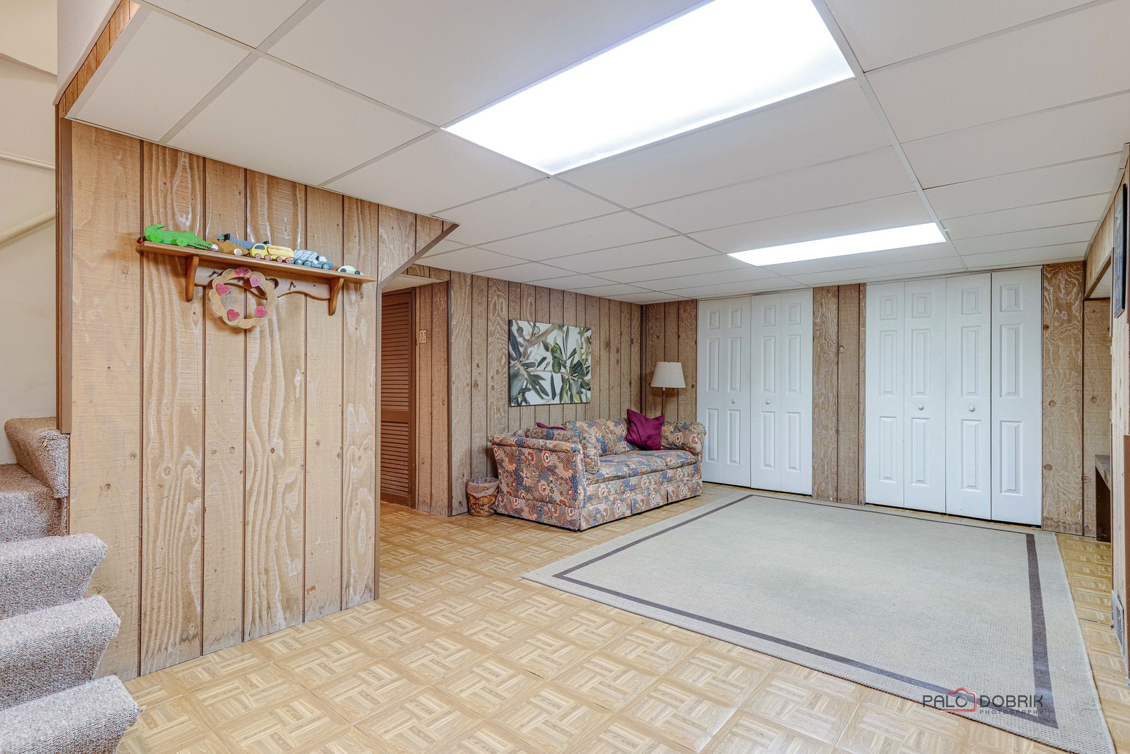 Arlington Heights, Illinois, 60005, United States, 4 Bedrooms Bedrooms, ,3 BathroomsBathrooms,Residential,For Sale,1919635