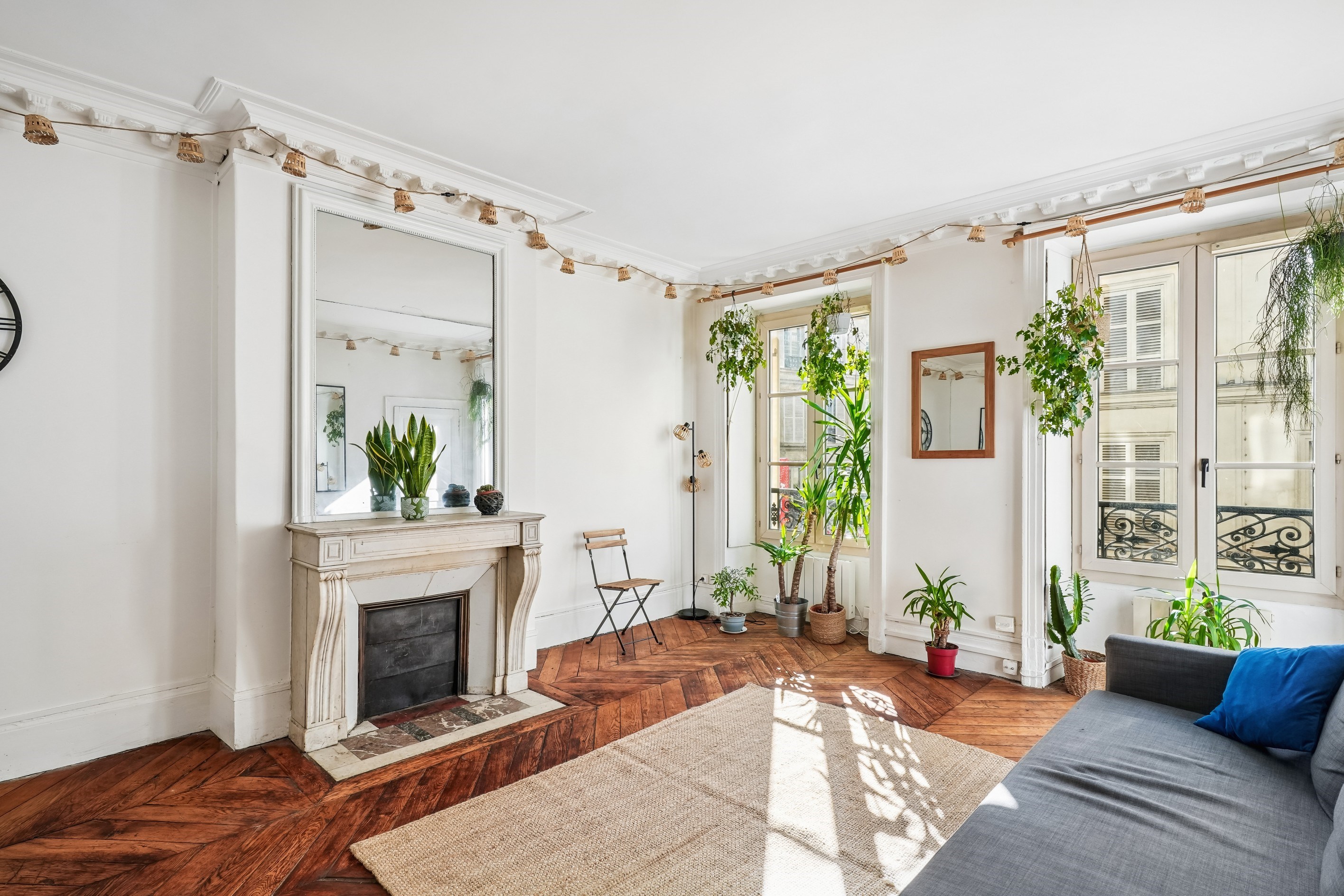  Bright, dual-aspect apartment in the heart of Paris’s 9th arrondissement - 物件實景