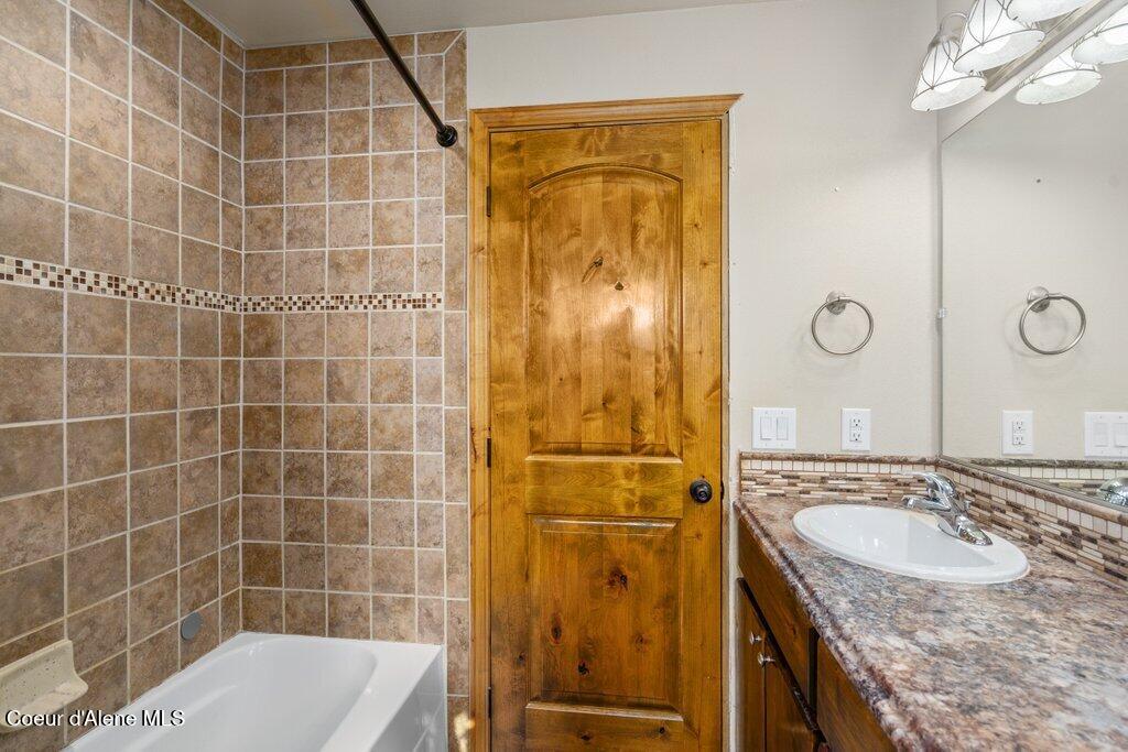 Athol, Idaho, 83801, United States, 4 Bedrooms Bedrooms, ,4 BathroomsBathrooms,Residential,For Sale,1975924