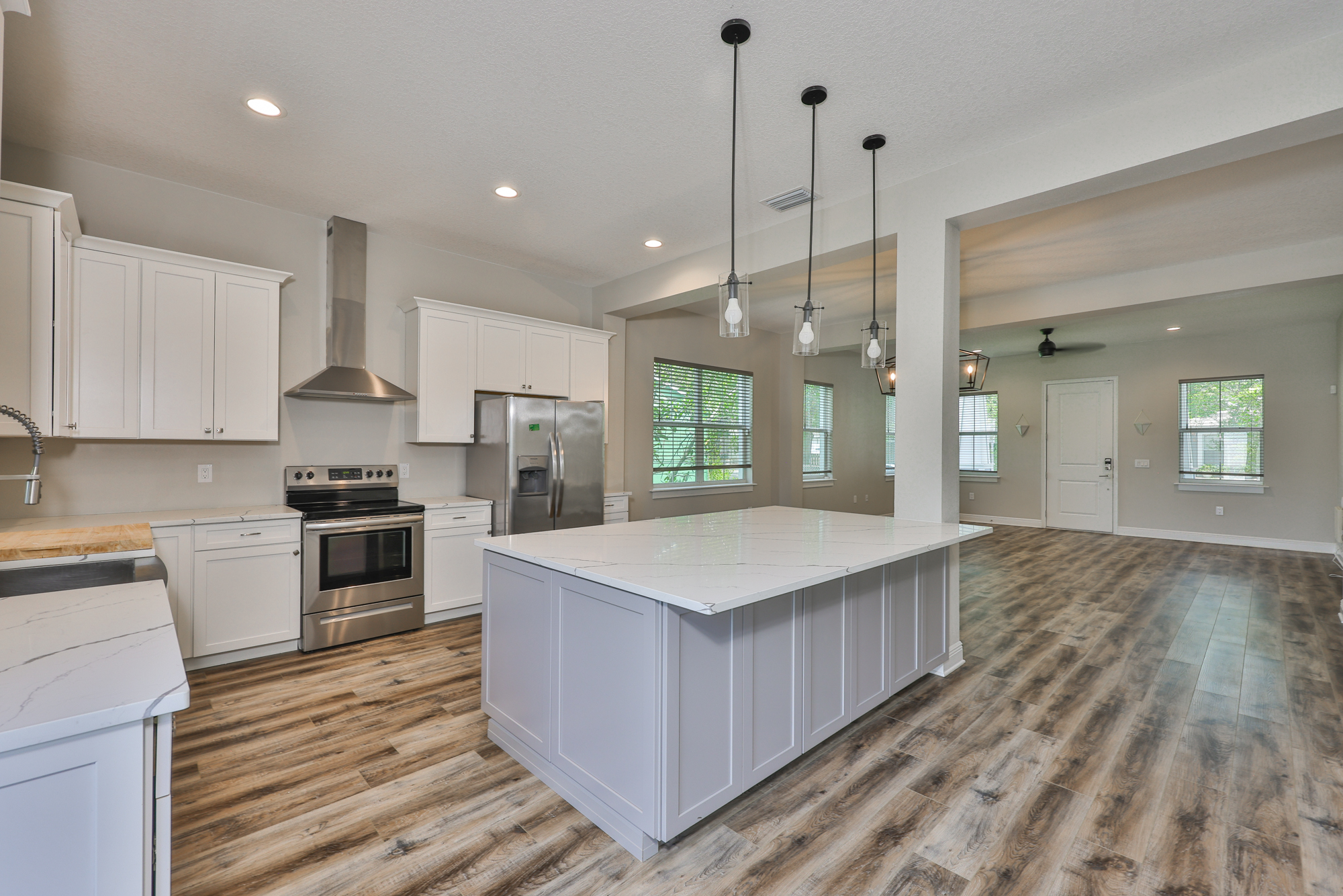 Tampa, Florida, 33603, United States, 3 Bedrooms Bedrooms, ,3 BathroomsBathrooms,Residential,For Sale,1855580