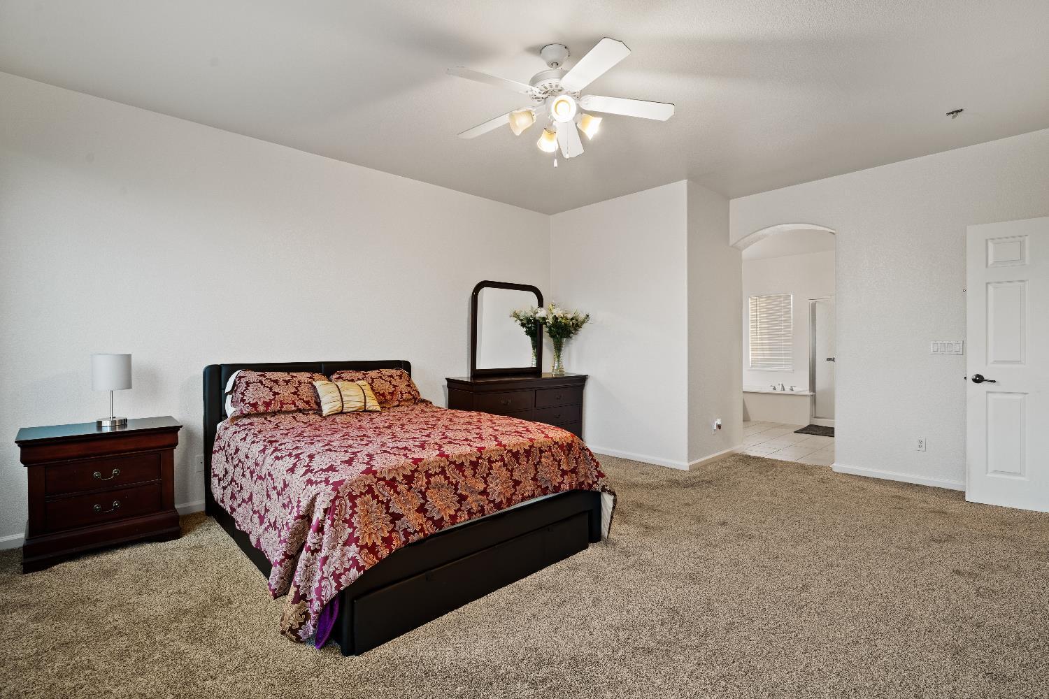 Riverbank, California, 95367, United States, 4 Bedrooms Bedrooms, ,3 BathroomsBathrooms,Residential,For Sale,1974513