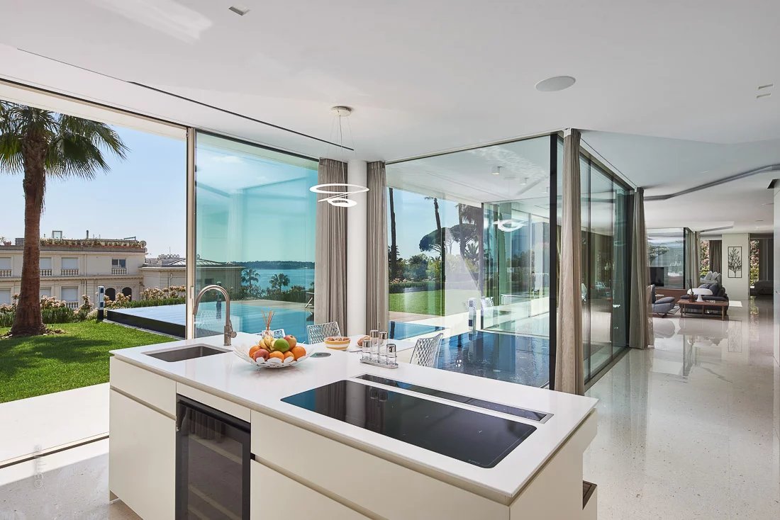 Cannes, Provence-Alpes-Côte d’Azur, 06400, FR, 5 Bedrooms Bedrooms, ,Residential,For Sale,1787782