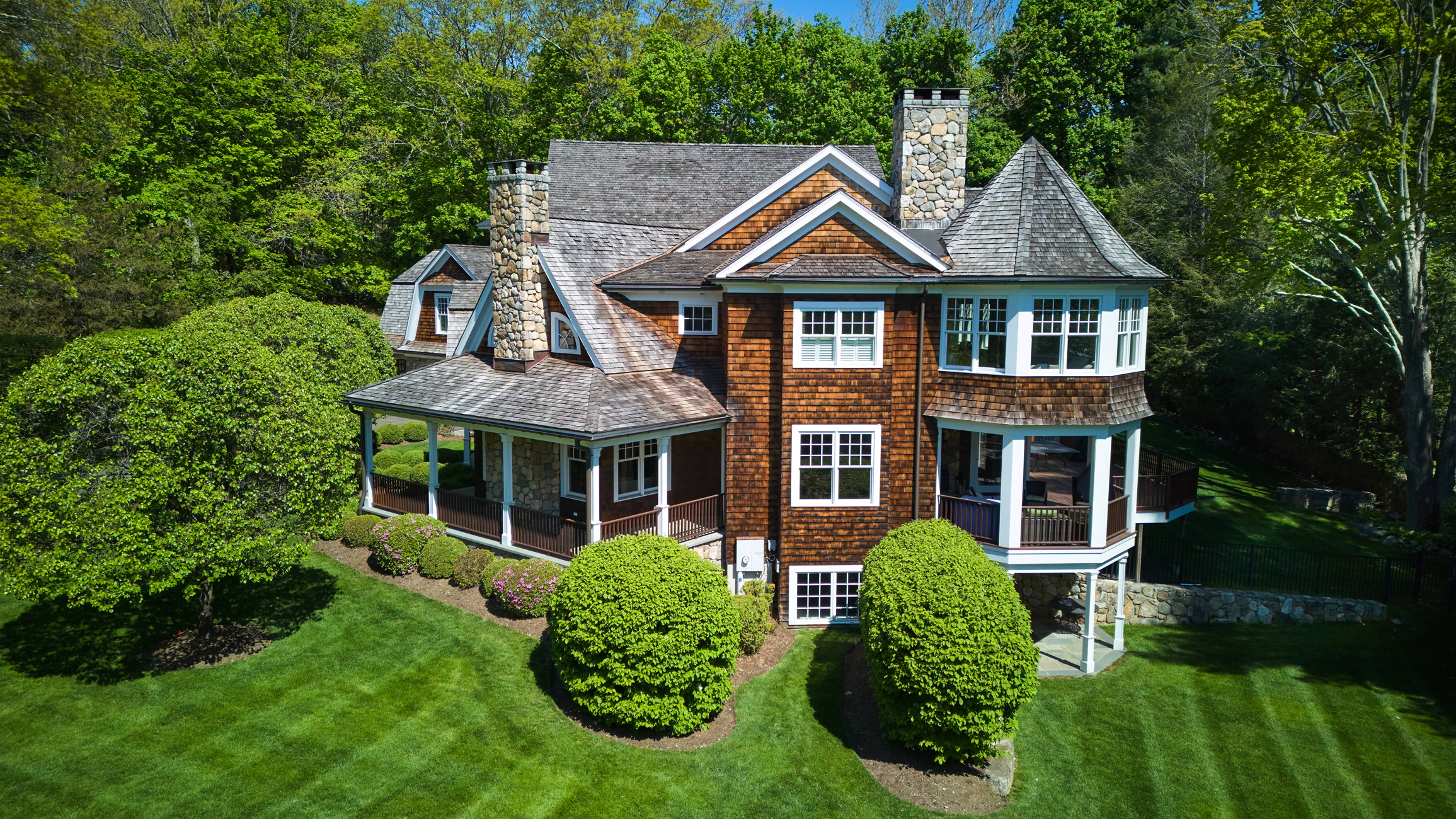  Exceptional Shingle-Style Residence Defines Luxury Living - 物件實景