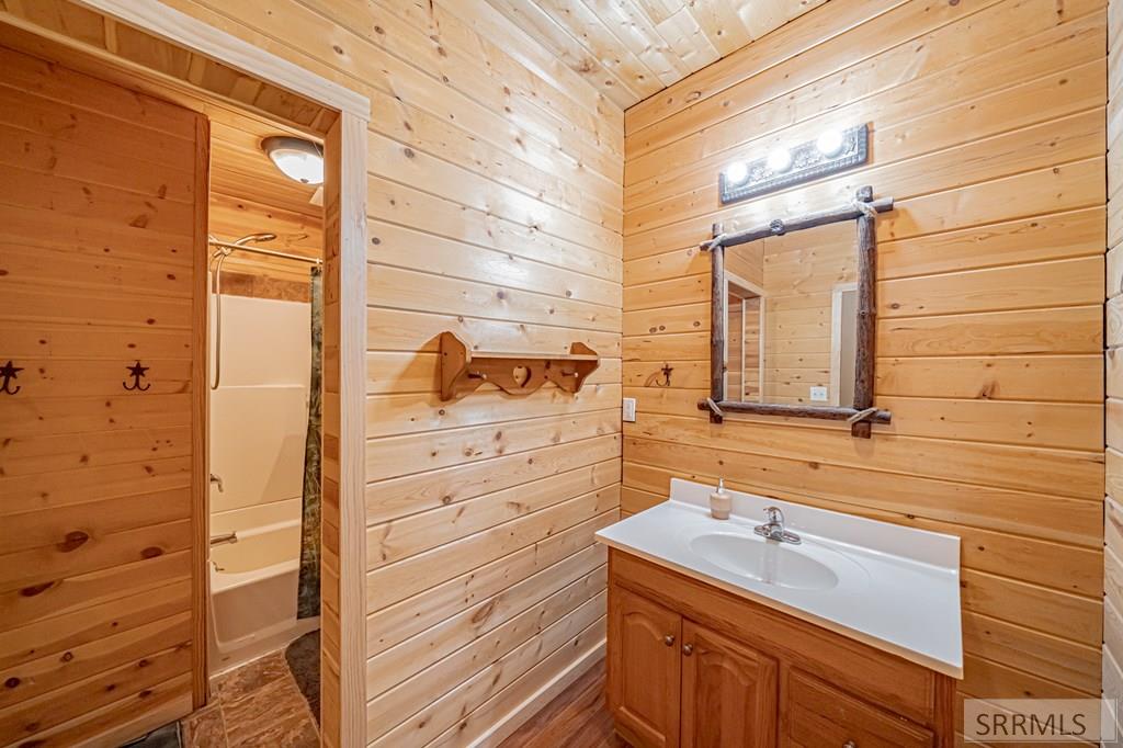 RIGBY, Idaho, 83442, United States, 5 Bedrooms Bedrooms, ,3 BathroomsBathrooms,Residential,For Sale,2007504