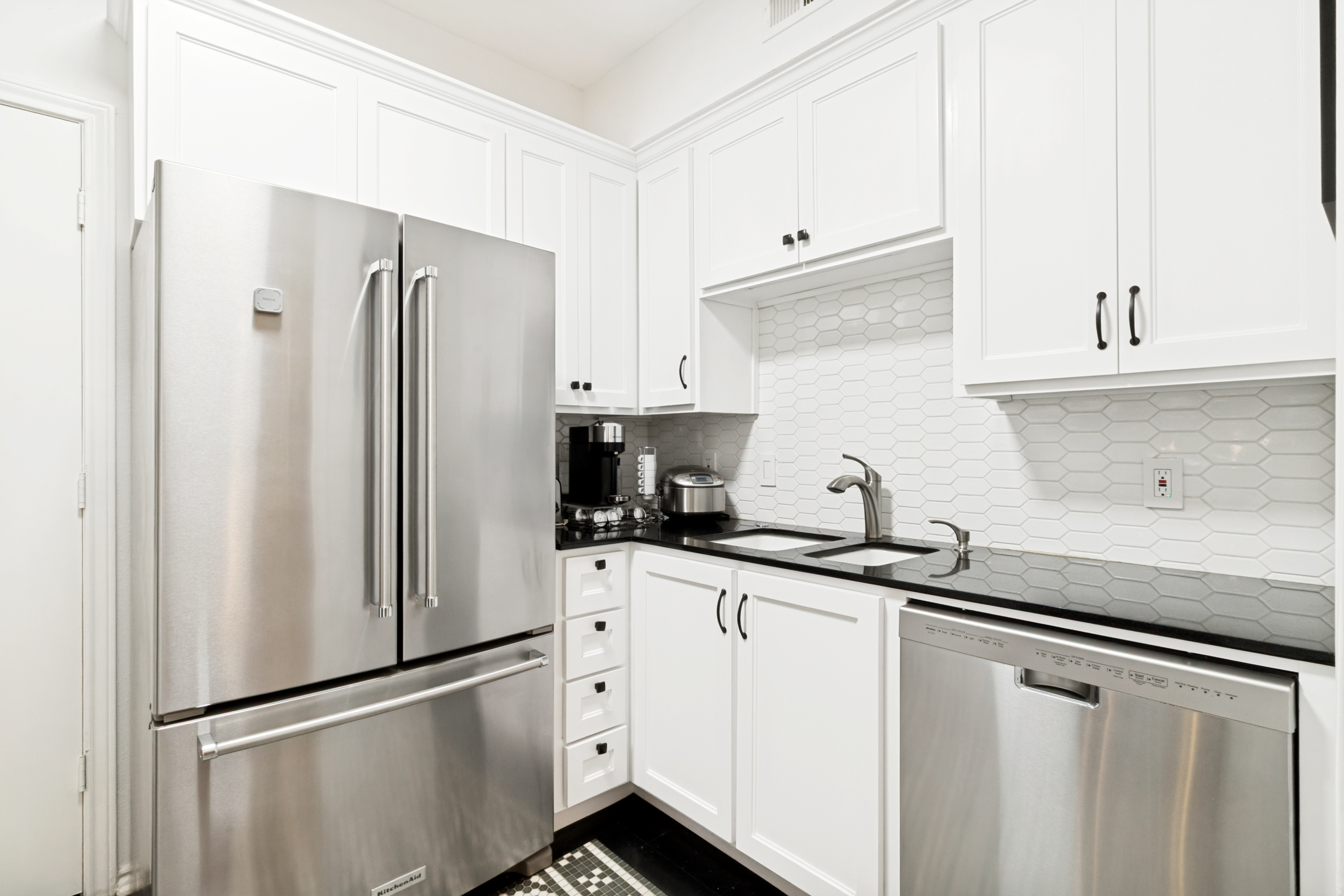  4040 Avondale Avenue #204 - 物件實景
