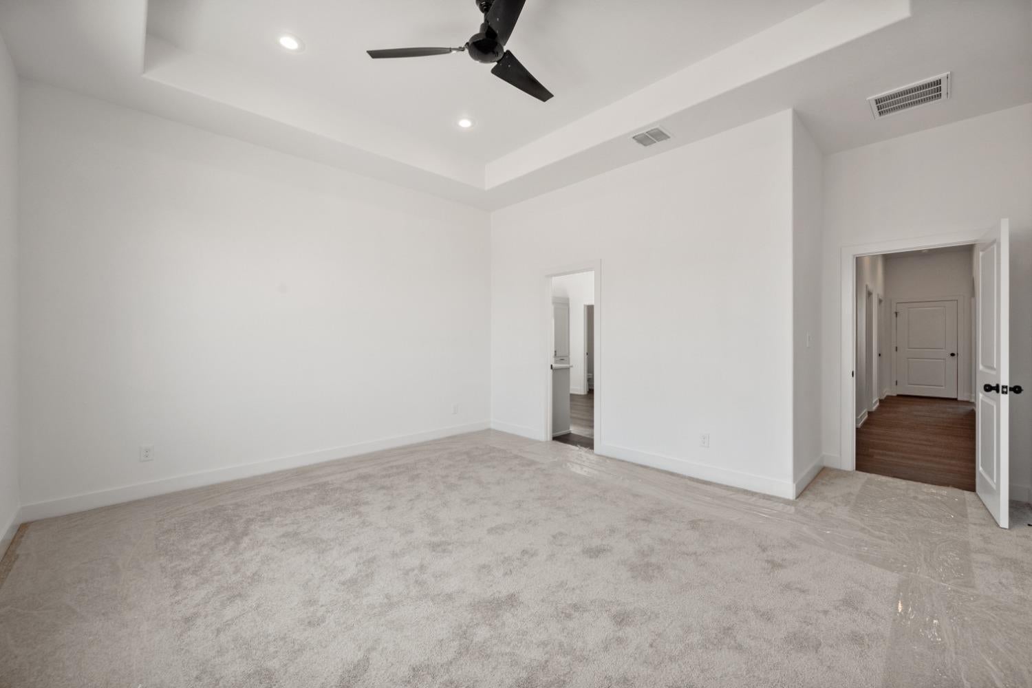 Lubbock, Texas, 79424, United States, 4 Bedrooms Bedrooms, ,3 BathroomsBathrooms,Residential,For Sale,1923966