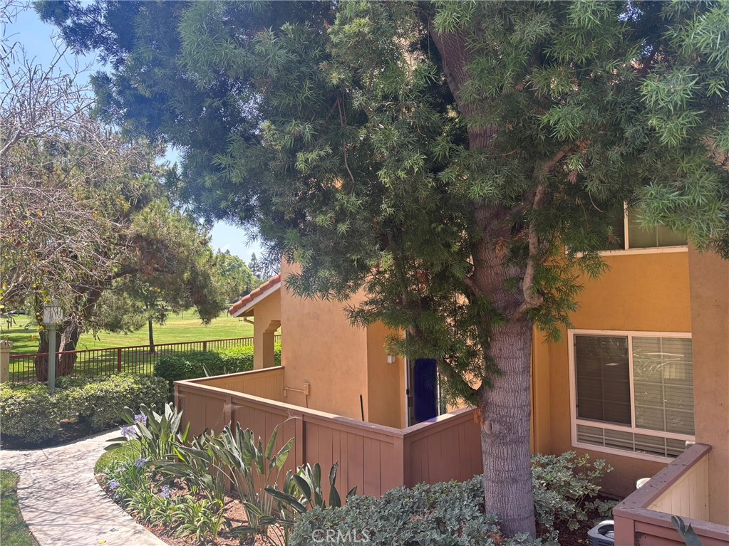 Irvine, California, 92614, United States, 2 Bedrooms Bedrooms, ,3 BathroomsBathrooms,Residential,For Sale,1922960