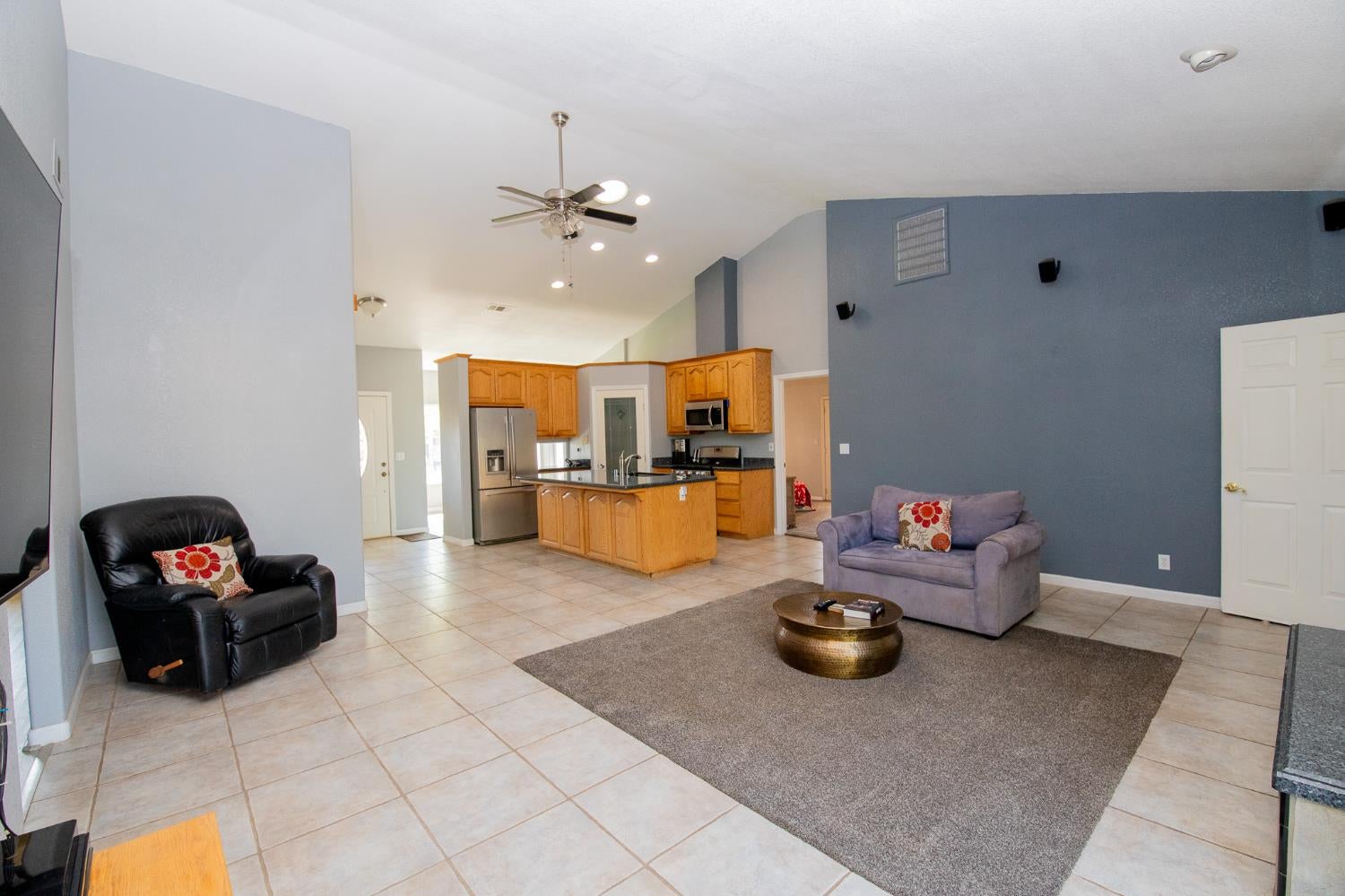 Arbuckle, California, 95912, United States, 3 Bedrooms Bedrooms, ,2 BathroomsBathrooms,Residential,For Sale,1991763