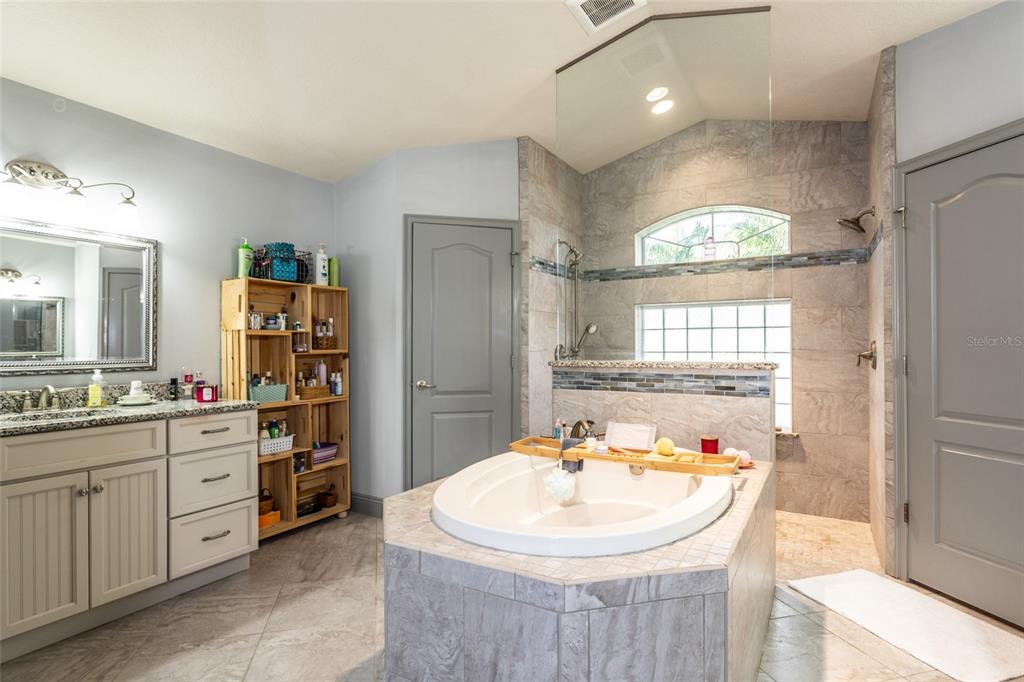 Palm Coast, Florida, 32164, United States, 4 Bedrooms Bedrooms, ,3 BathroomsBathrooms,Residential,For Sale,1829344