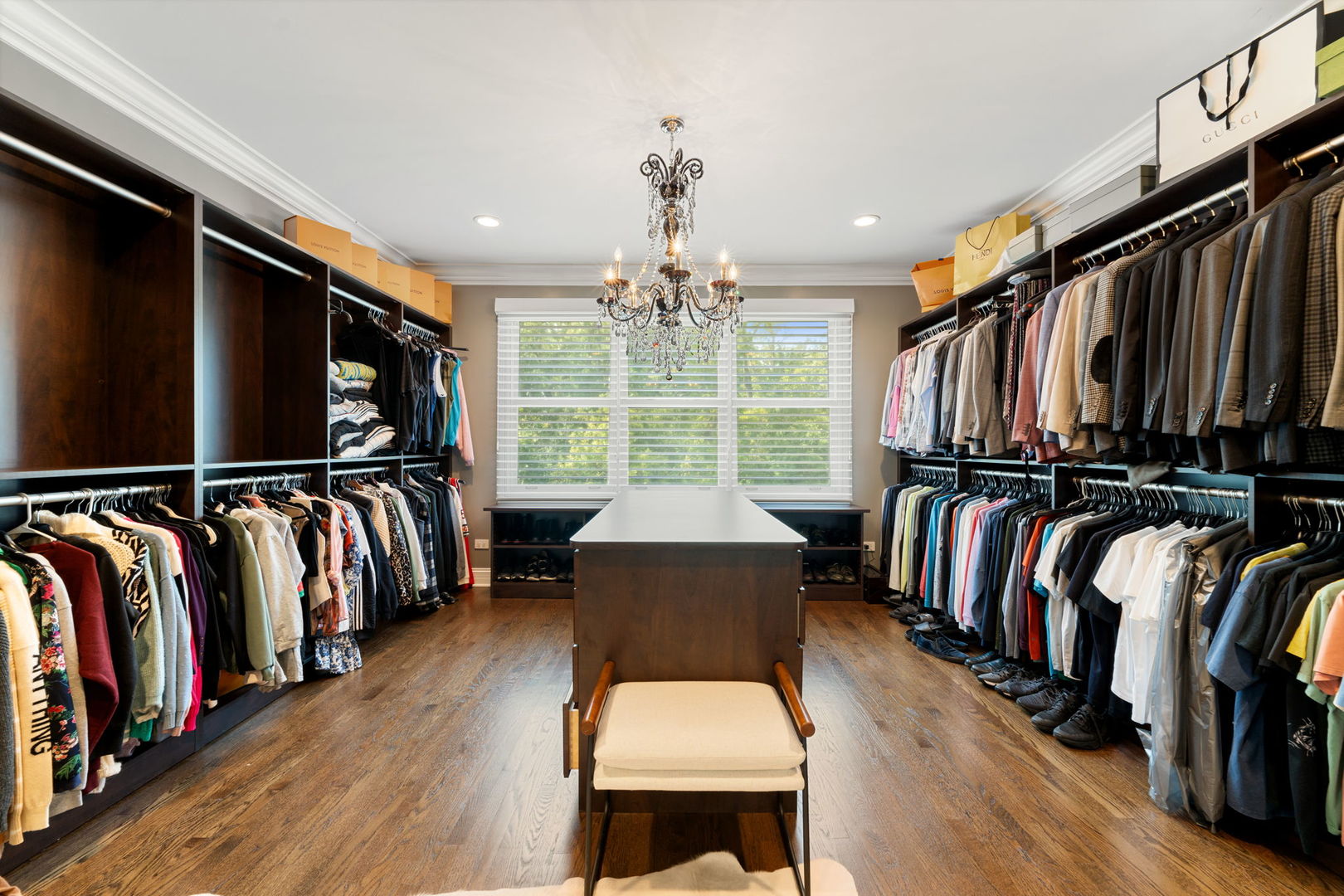 Lake Forest, Illinois, 60045, United States, 6 Bedrooms Bedrooms, ,7 BathroomsBathrooms,Residential,For Sale,1989872