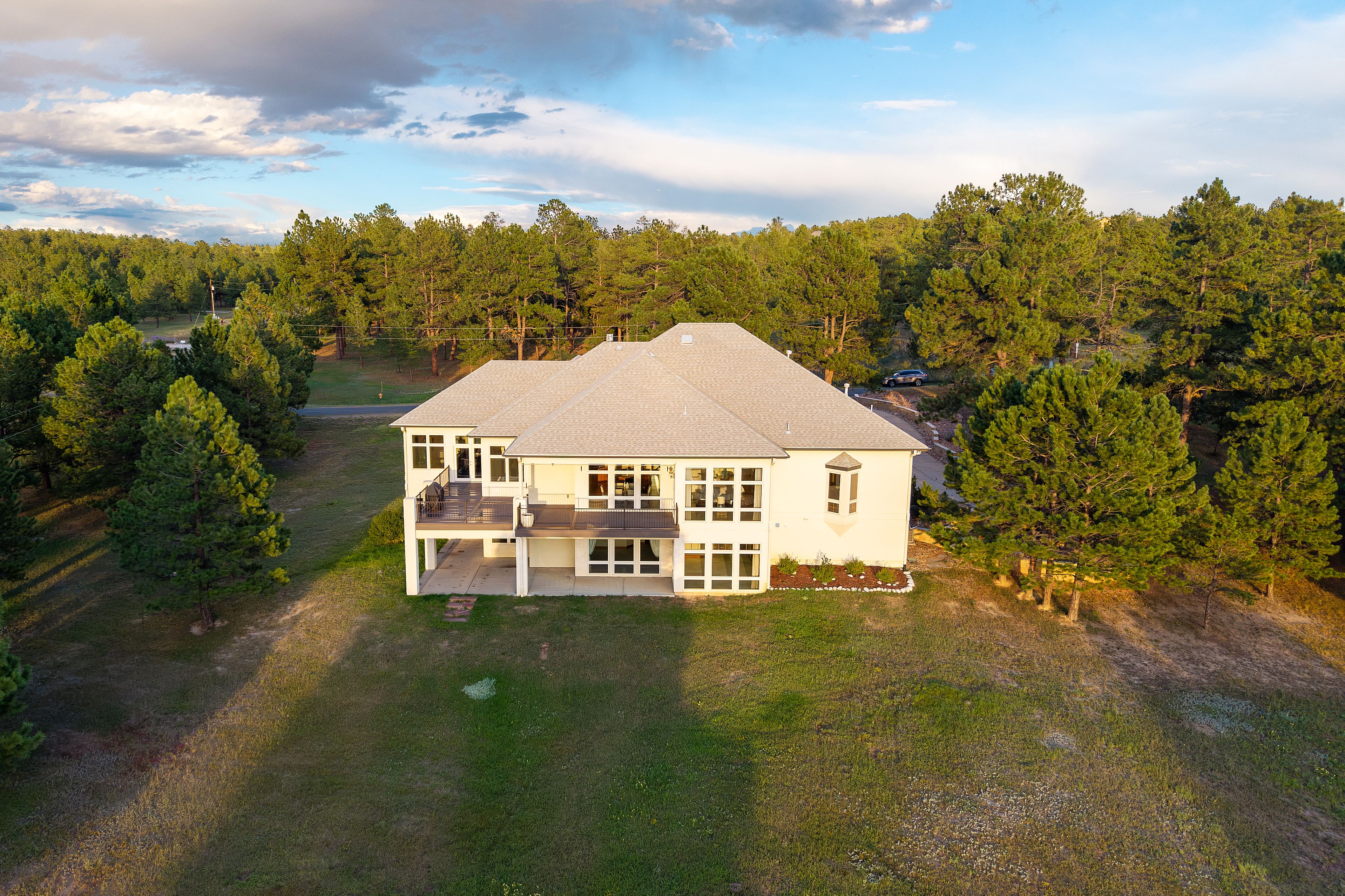  Set on over 4 acres in Perry Park East - 物件實景