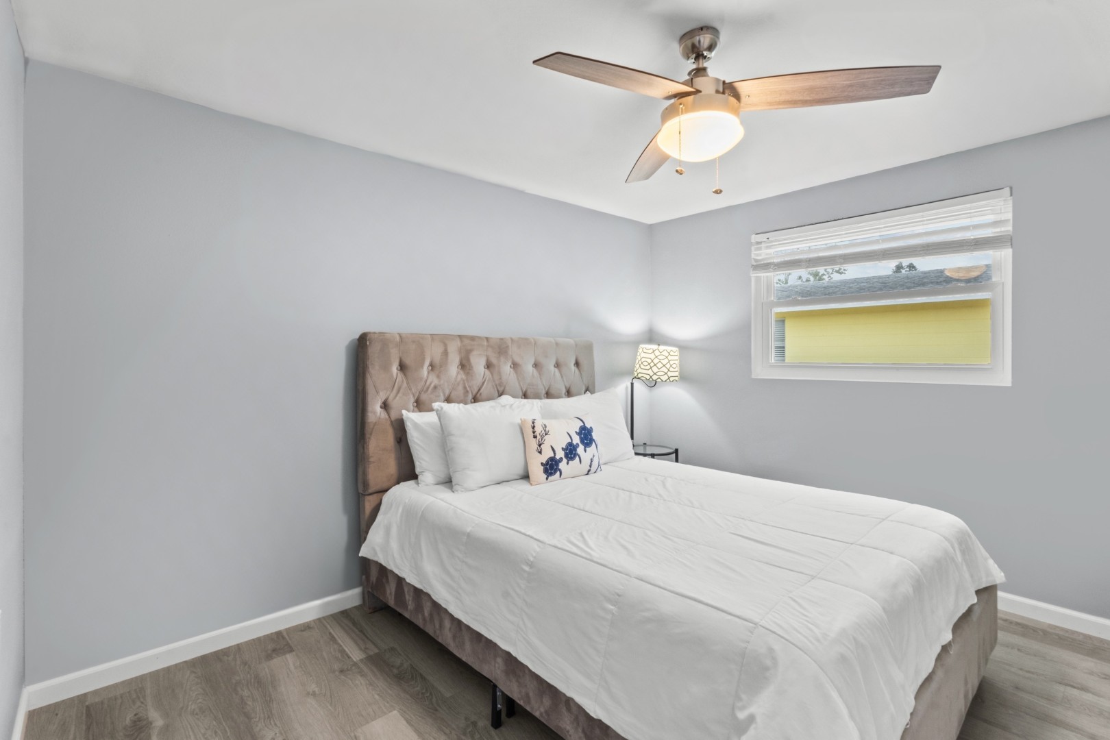 Longboat Key, Florida, 34228, United States, 4 Bedrooms Bedrooms, ,2 BathroomsBathrooms,Residential,For Sale,2017303
