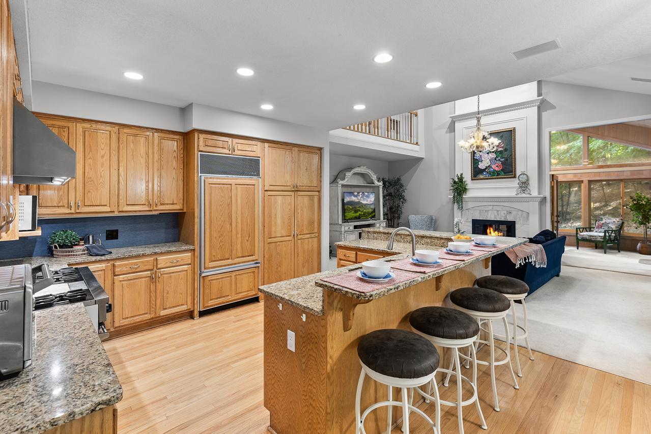 Chanhassen, Minnesota, 55317, United States, 5 Bedrooms Bedrooms, ,3 BathroomsBathrooms,Residential,For Sale,1926226
