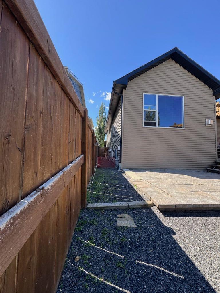 OKOTOKS, Alberta, T1S 0K1, CA, 4 Bedrooms Bedrooms, ,3 BathroomsBathrooms,Residential,For Sale,1948966