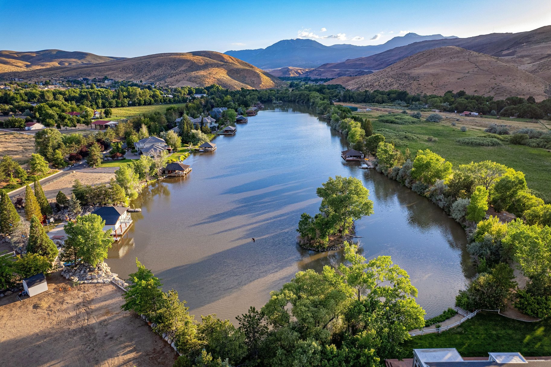  A Rare Lakefront Estate in the Heart of Reno no in One of Northern Nevada