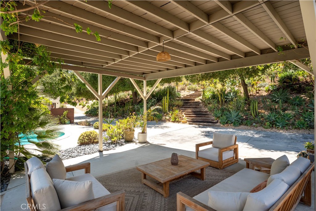 Calabasas, California, 91302, United States, 4 Bedrooms Bedrooms, ,3 BathroomsBathrooms,Residential,For Sale,1890282