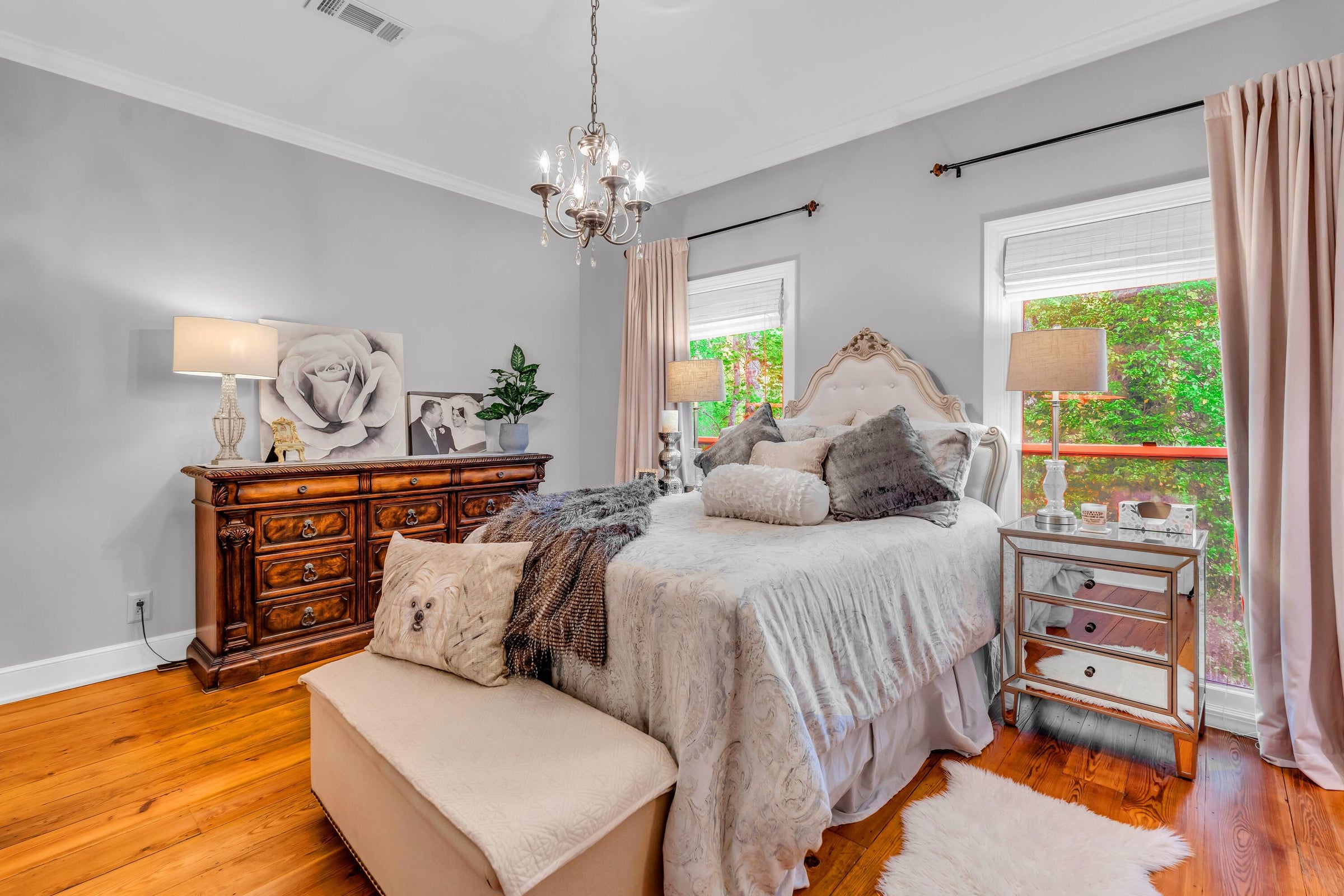 Columbus, Mississippi, 39705, United States, 4 Bedrooms Bedrooms, ,4 BathroomsBathrooms,Residential,For Sale,1976327