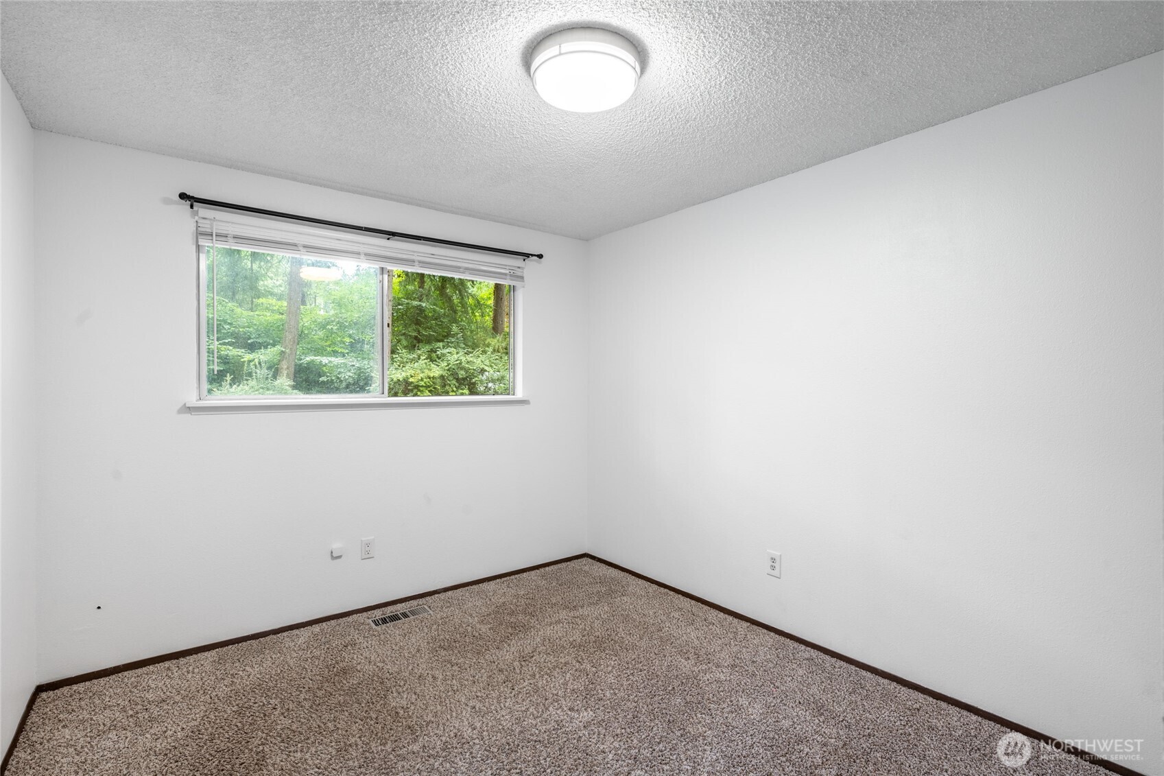 Gig Harbor, Washington, 98335, United States, 3 Bedrooms Bedrooms, ,1 BathroomBathrooms,Residential,For Sale,1908479