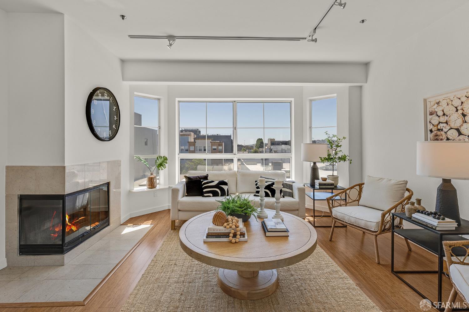 San Francisco, California, 94103, United States, 2 Bedrooms Bedrooms, ,2 BathroomsBathrooms,Residential,For Sale,1849011