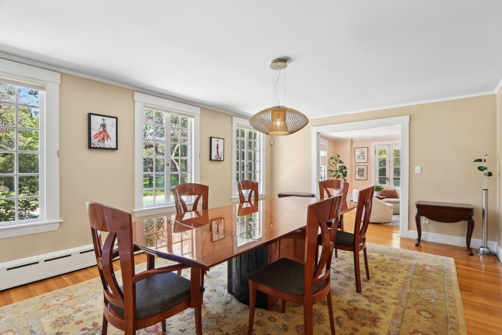 Gloucester, Massachusetts, 01930, United States, 5 Bedrooms Bedrooms, ,5 BathroomsBathrooms,Residential,For Sale,1837944