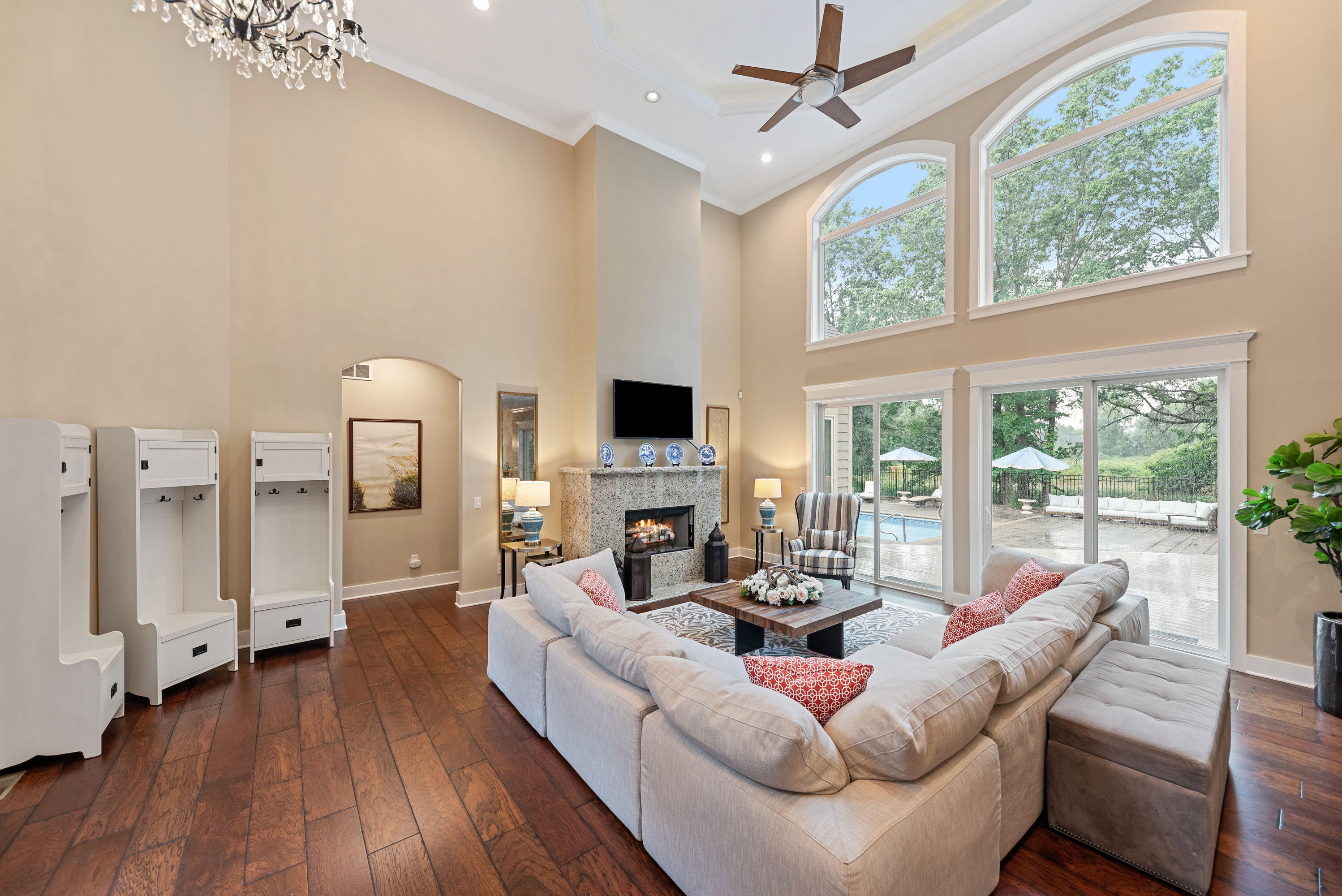 New Buffalo, Michigan, 49117, United States, 5 Bedrooms Bedrooms, ,4 BathroomsBathrooms,Residential,For Sale,1940411