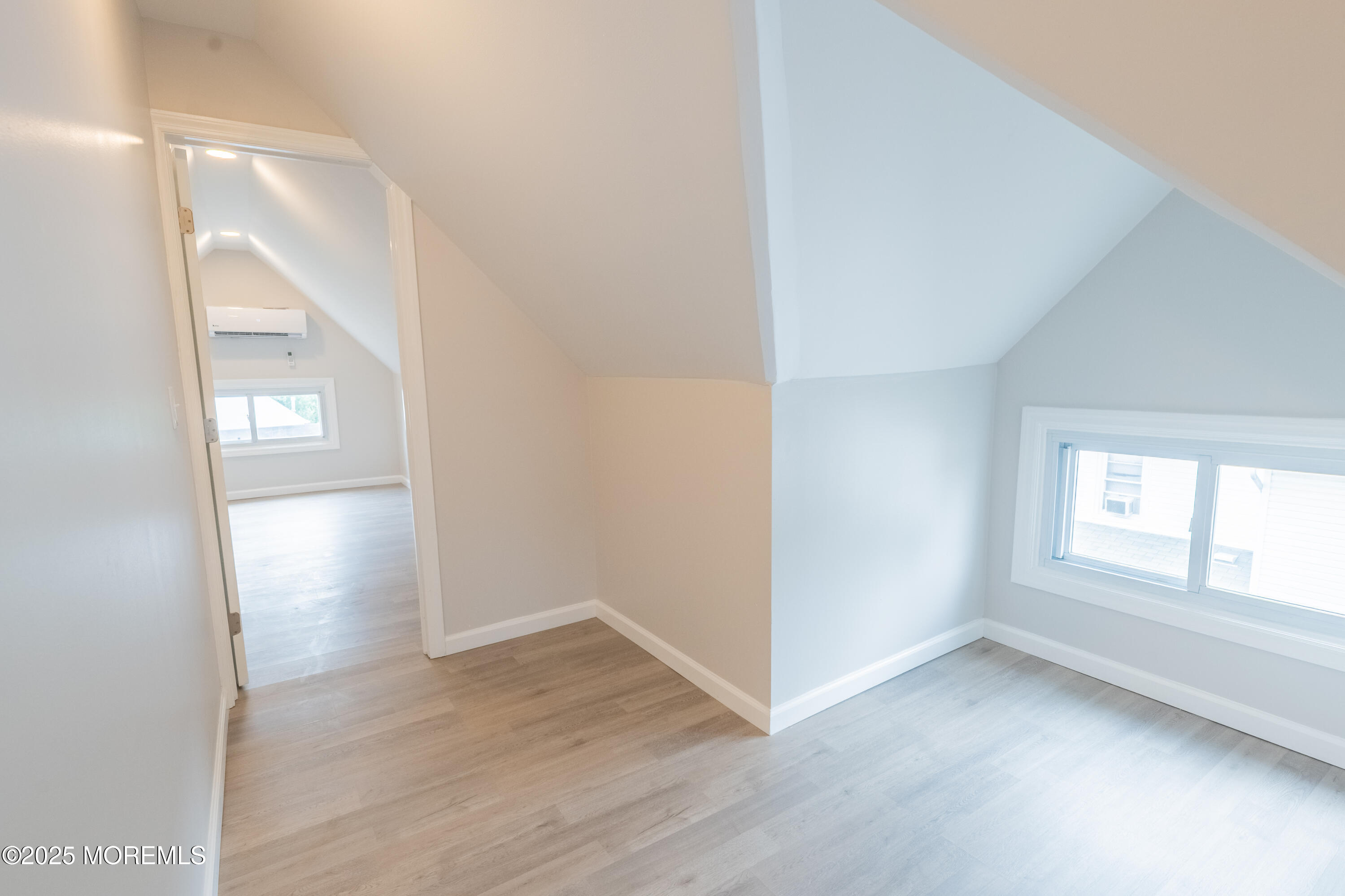 Englishtown, New Jersey, 07726, United States, 6 Bedrooms Bedrooms, ,4 BathroomsBathrooms,Residential,For Sale,1908199