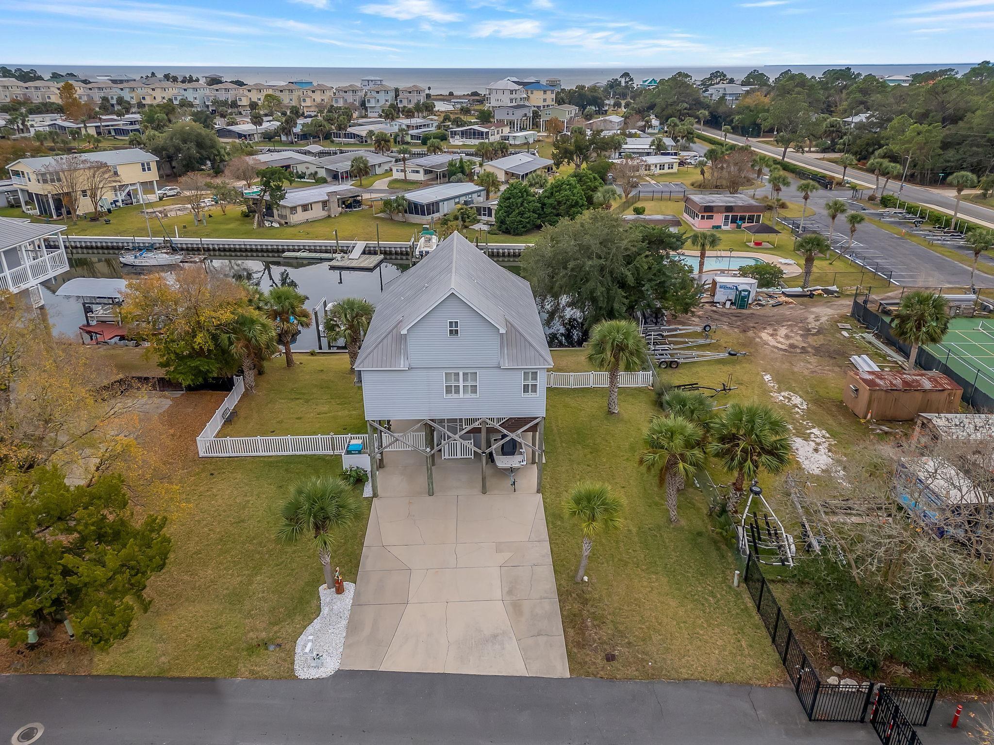 Crawfordville, Florida, 32327, United States, 4 Bedrooms Bedrooms, ,3 BathroomsBathrooms,Residential,For Sale,2003294