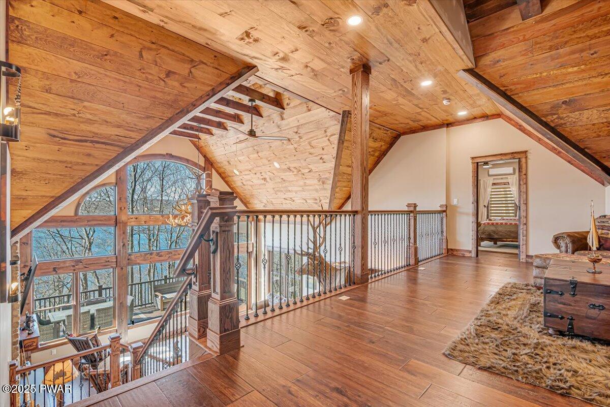 Lake Ariel, Pennsylvania, 18436, United States, 6 Bedrooms Bedrooms, ,4 BathroomsBathrooms,Residential,For Sale,2005698