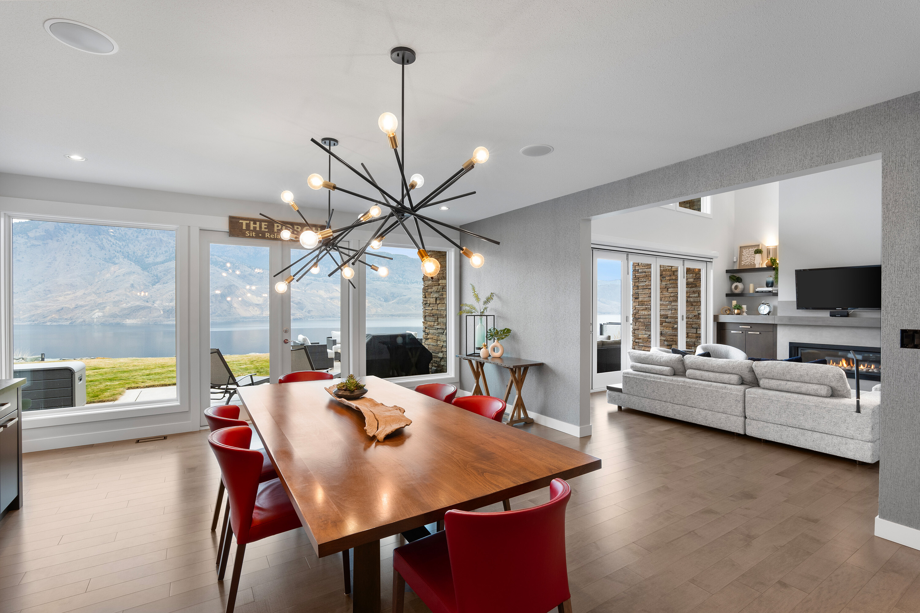  Superior Bluff Home - 物件實景