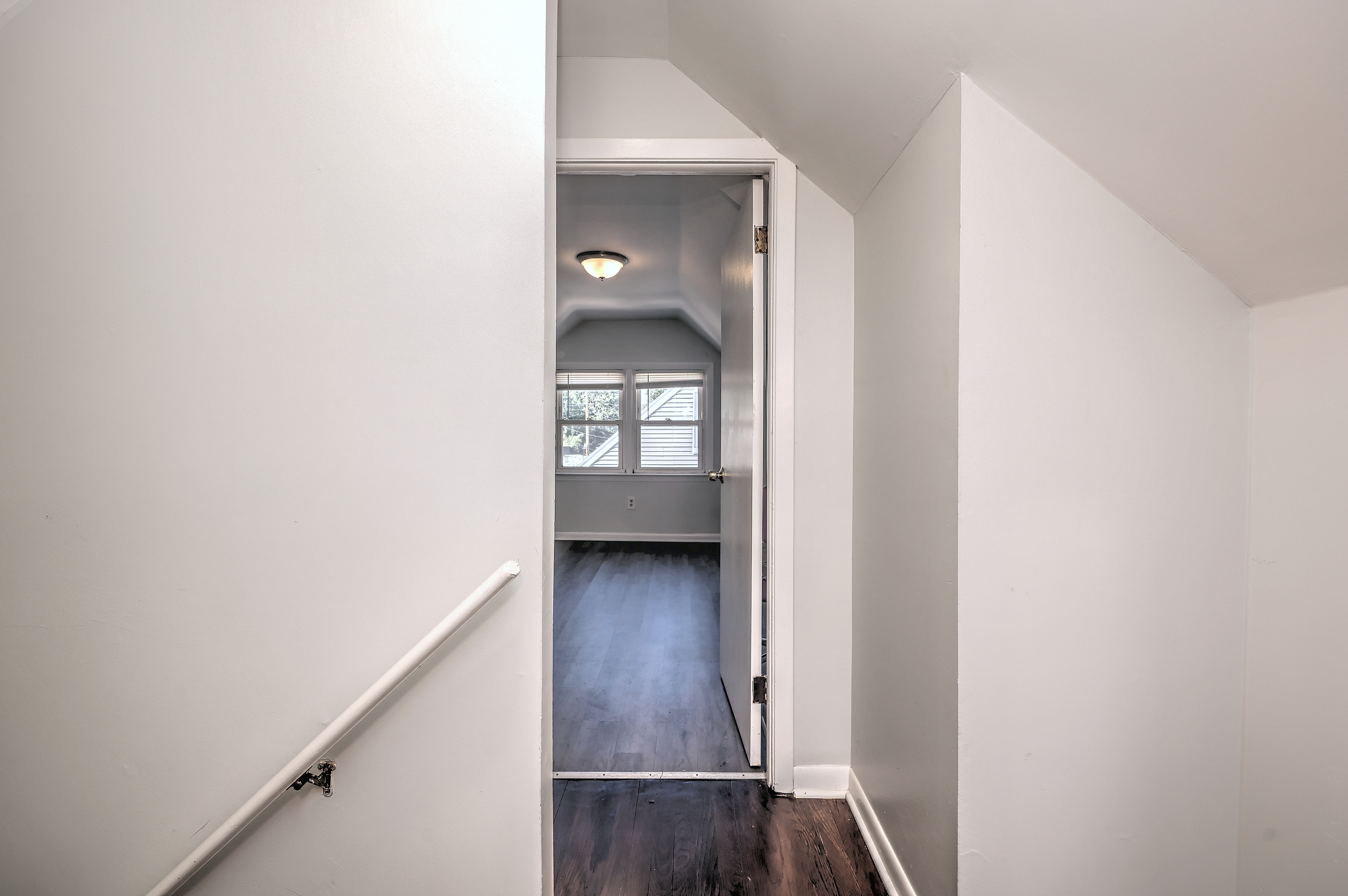  Spacious Cape-Style Home in the Desirable North End - 物件實景