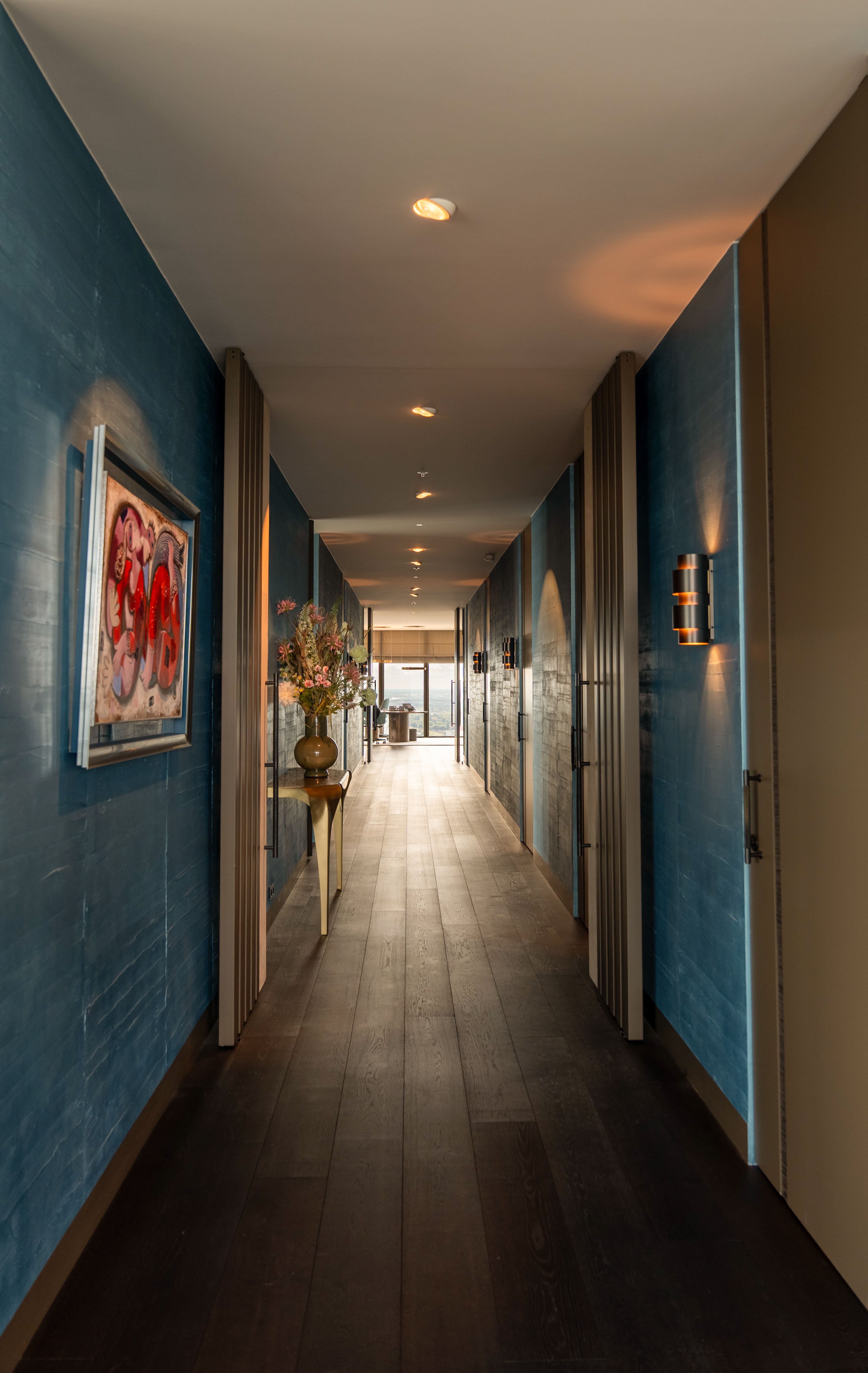  EEN BUITENGEWONE PENTHOUSE-RESIDENTIE MET TERRASSEN RONDOM EN EEN ADEMBENEMEND 3 - 物件實景