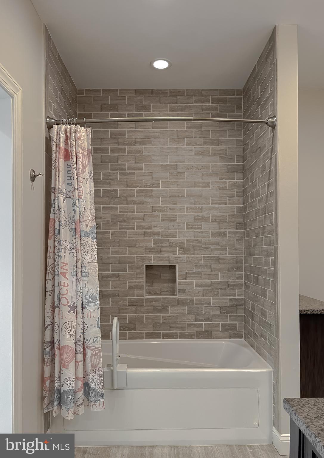 Hollywood, Maryland, 20636, United States, 5 Bedrooms Bedrooms, ,5 BathroomsBathrooms,Residential,For Sale,1914184