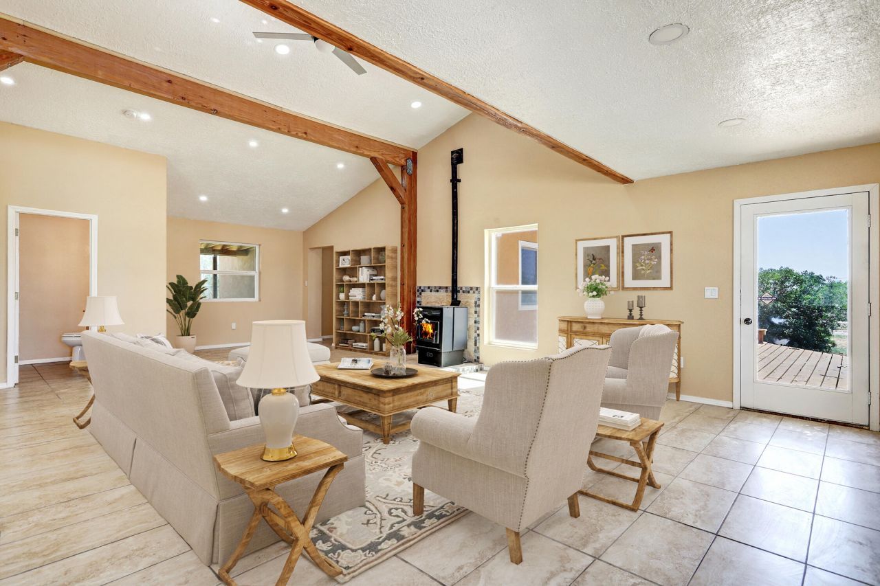 Edgewood, New Mexico, 87015, United States, 4 Bedrooms Bedrooms, ,2 BathroomsBathrooms,Residential,For Sale,1868878