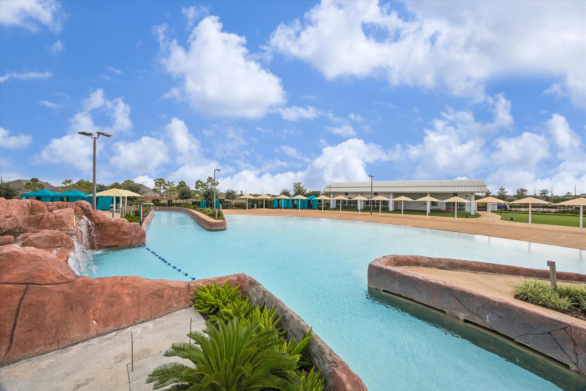  9823 Chapman Trail - 物件實景