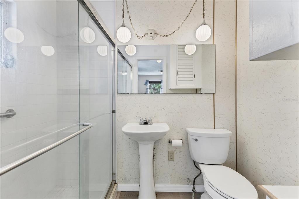 Bradenton, Florida, 34208, United States, 3 Bedrooms Bedrooms, ,2 BathroomsBathrooms,Residential,For Sale,1960554