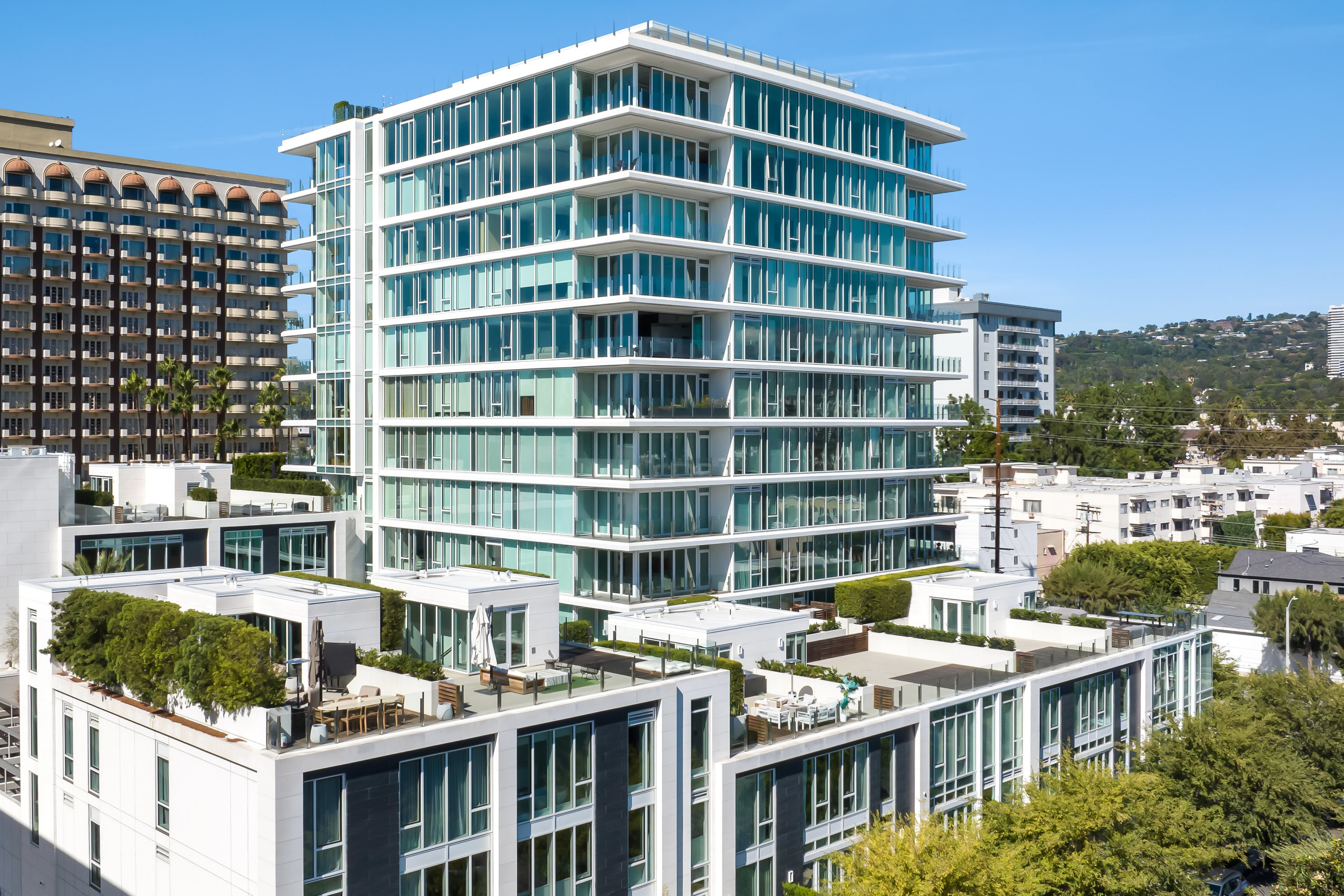 9000 W 3rd St - 物件實景