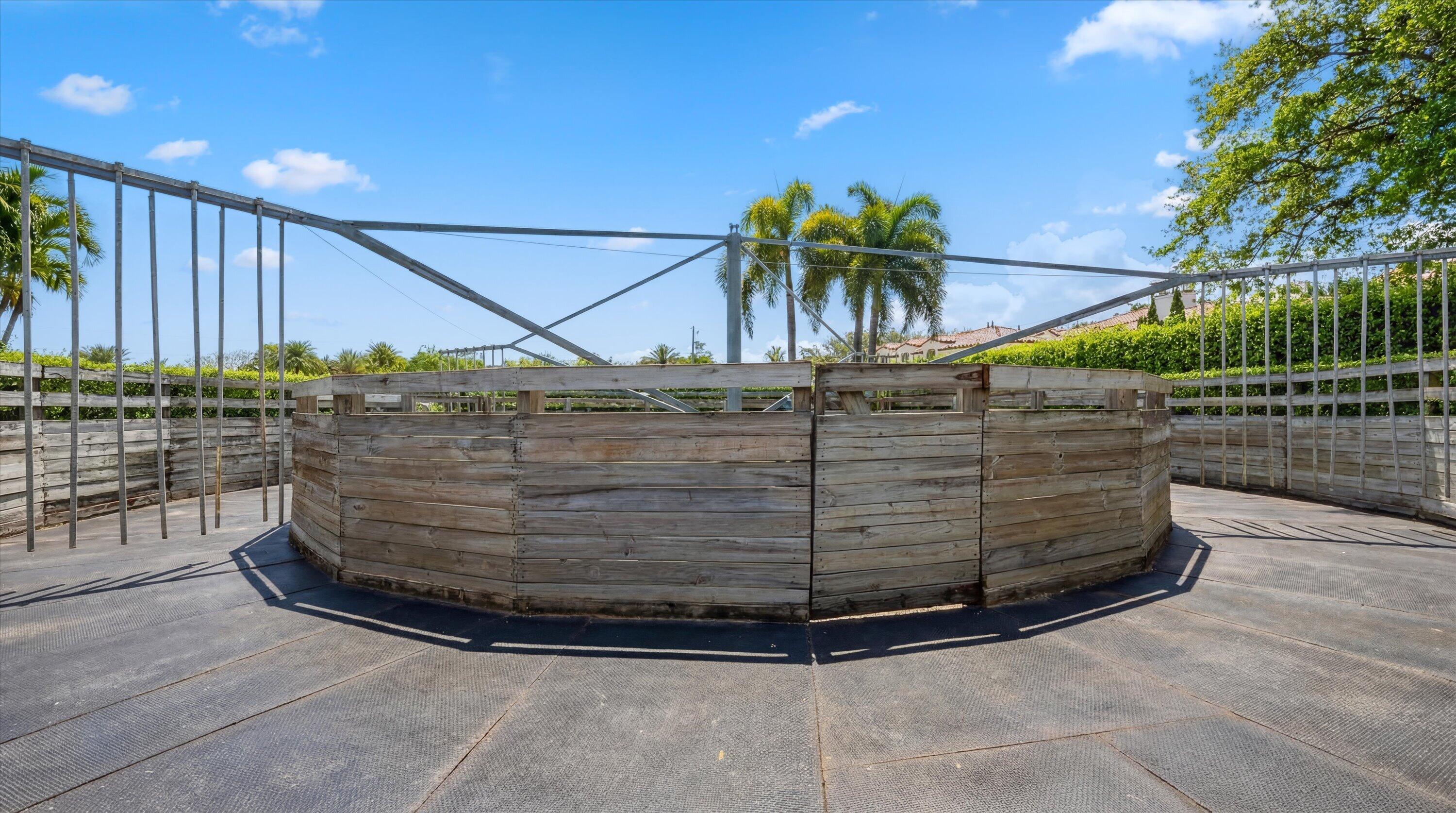  14911 Equestrian Way - 物件實景