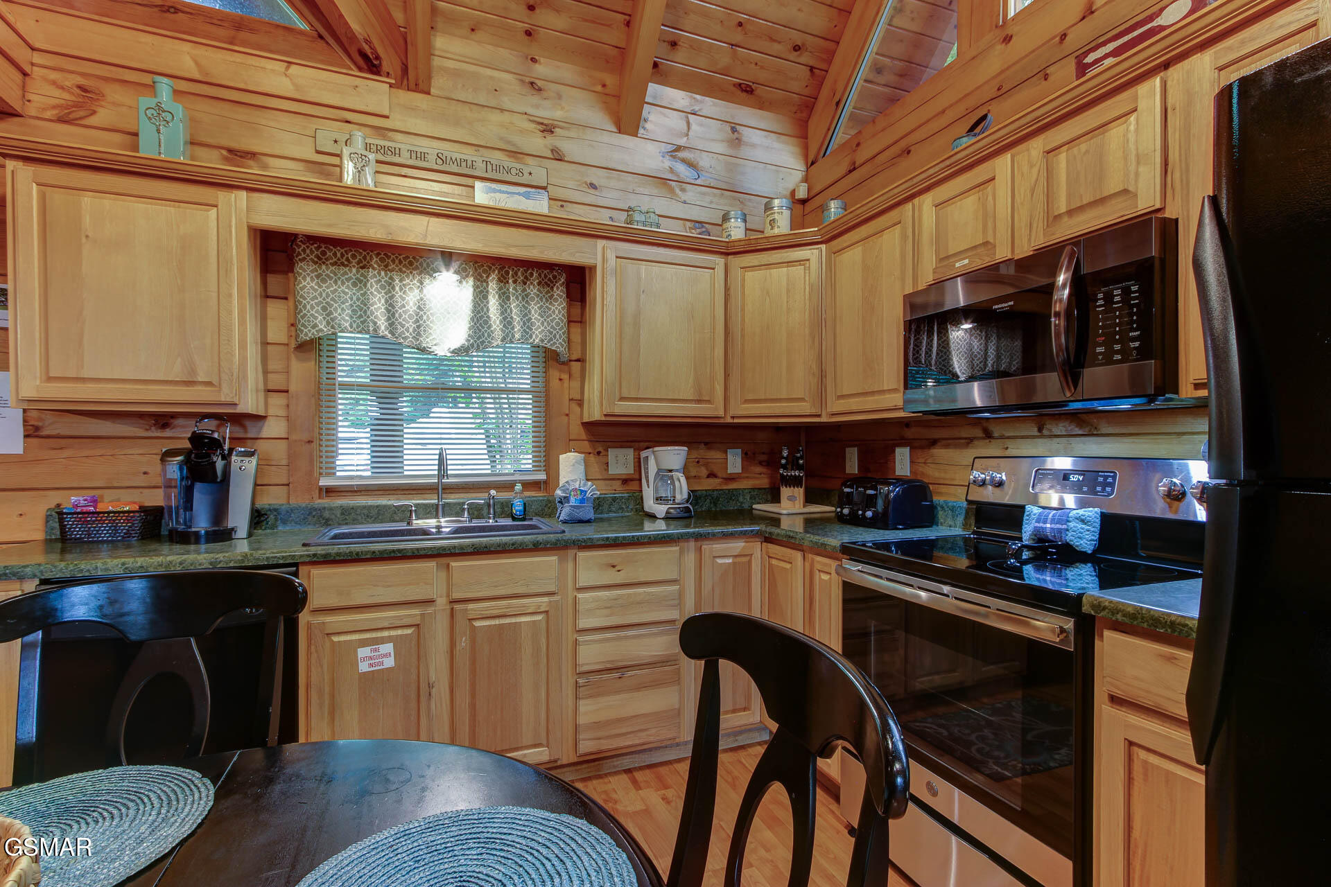Sevierville, Tennessee, 37876, United States, 2 Bedrooms Bedrooms, ,2 BathroomsBathrooms,Residential,For Sale,1873057