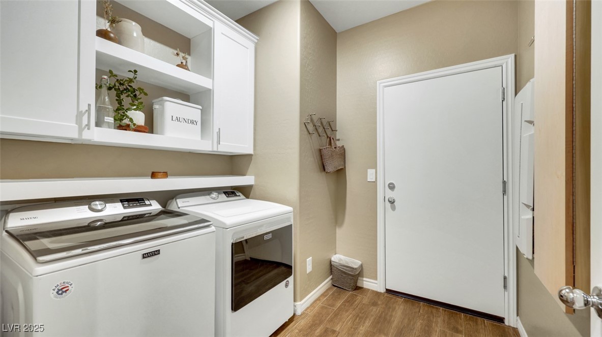 Henderson, Nevada, 89002, United States, 3 Bedrooms Bedrooms, ,3 BathroomsBathrooms,Residential,For Sale,1986221