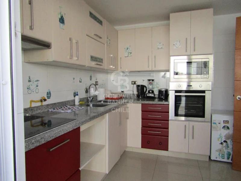 Antofagasta, Chile, 5 Bedrooms Bedrooms, ,5 BathroomsBathrooms,Residential,For Sale,1838068