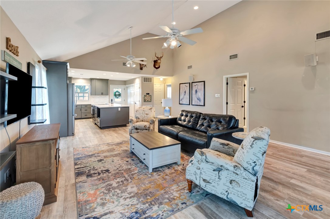 612 W Jackson Avenue, Port O'Connor, Texas, 77982, United States, 3 Bedrooms Bedrooms, ,3 BathroomsBathrooms,Residential,For Sale,612 W Jackson Avenue,1673246